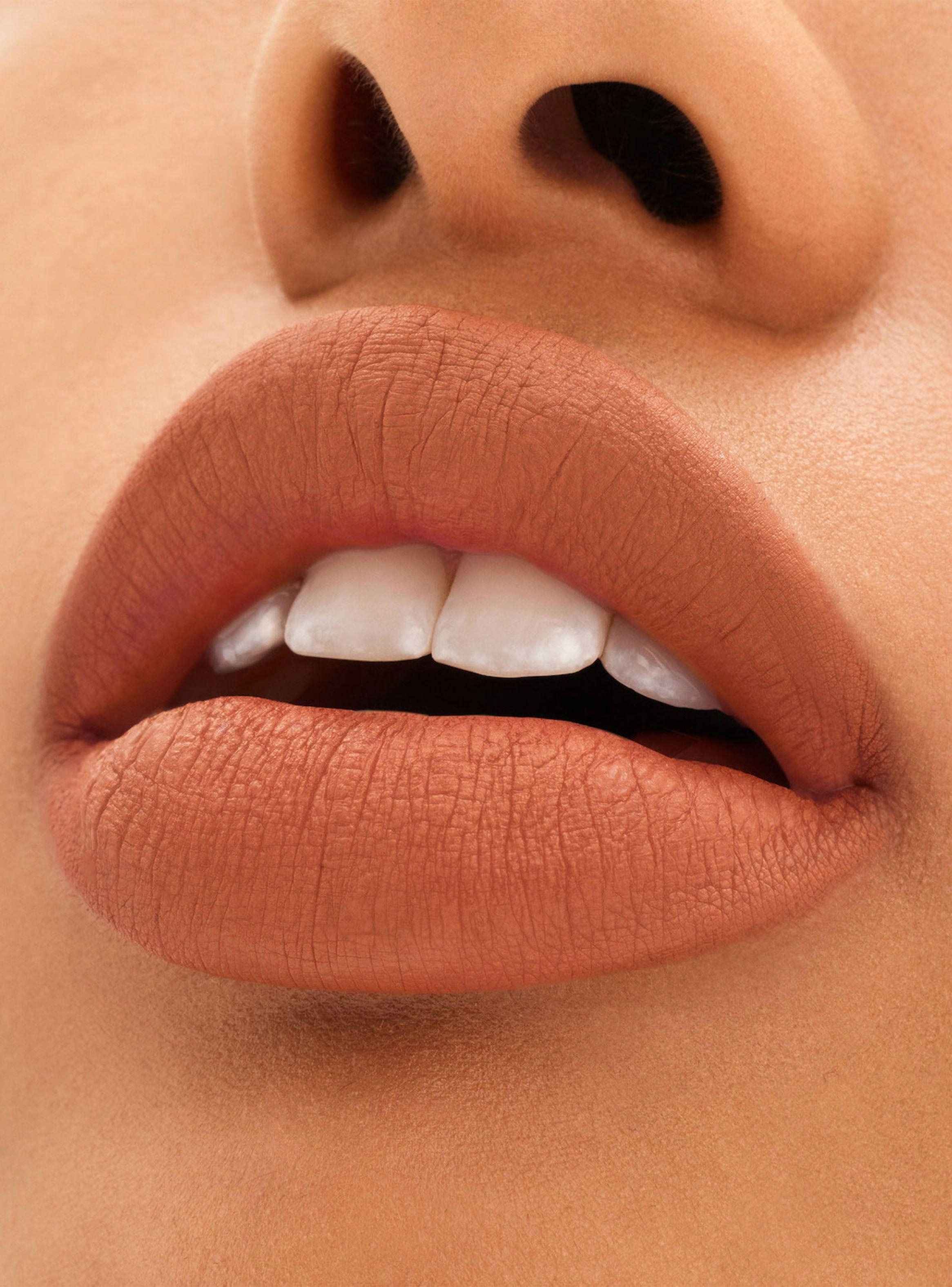 Labial M·A·C Locked Kiss Lipstick Teaser 1.8 g-3