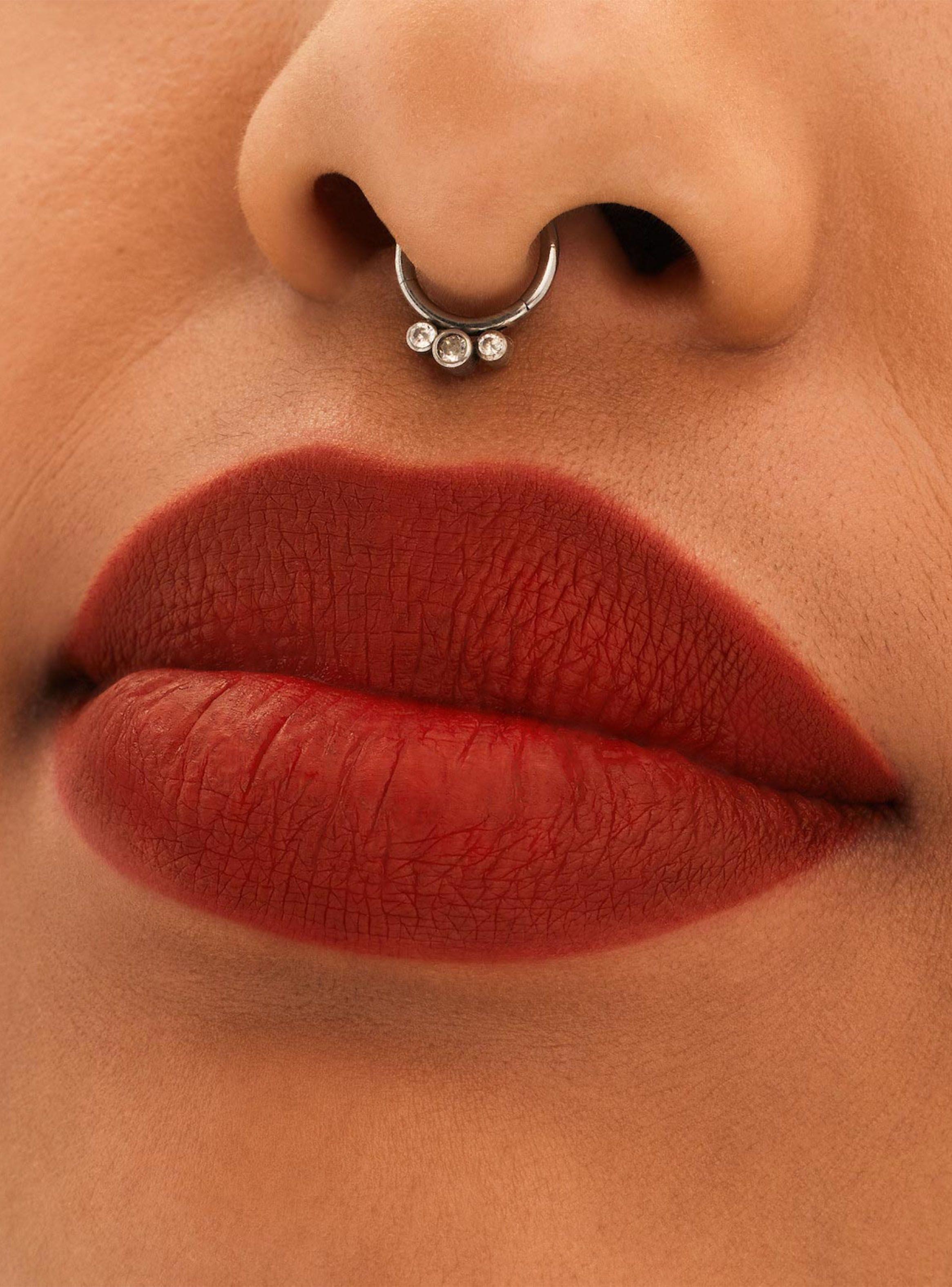 Labial M·A·C Locked Kiss Lipstick Vicious 1.8 g-4