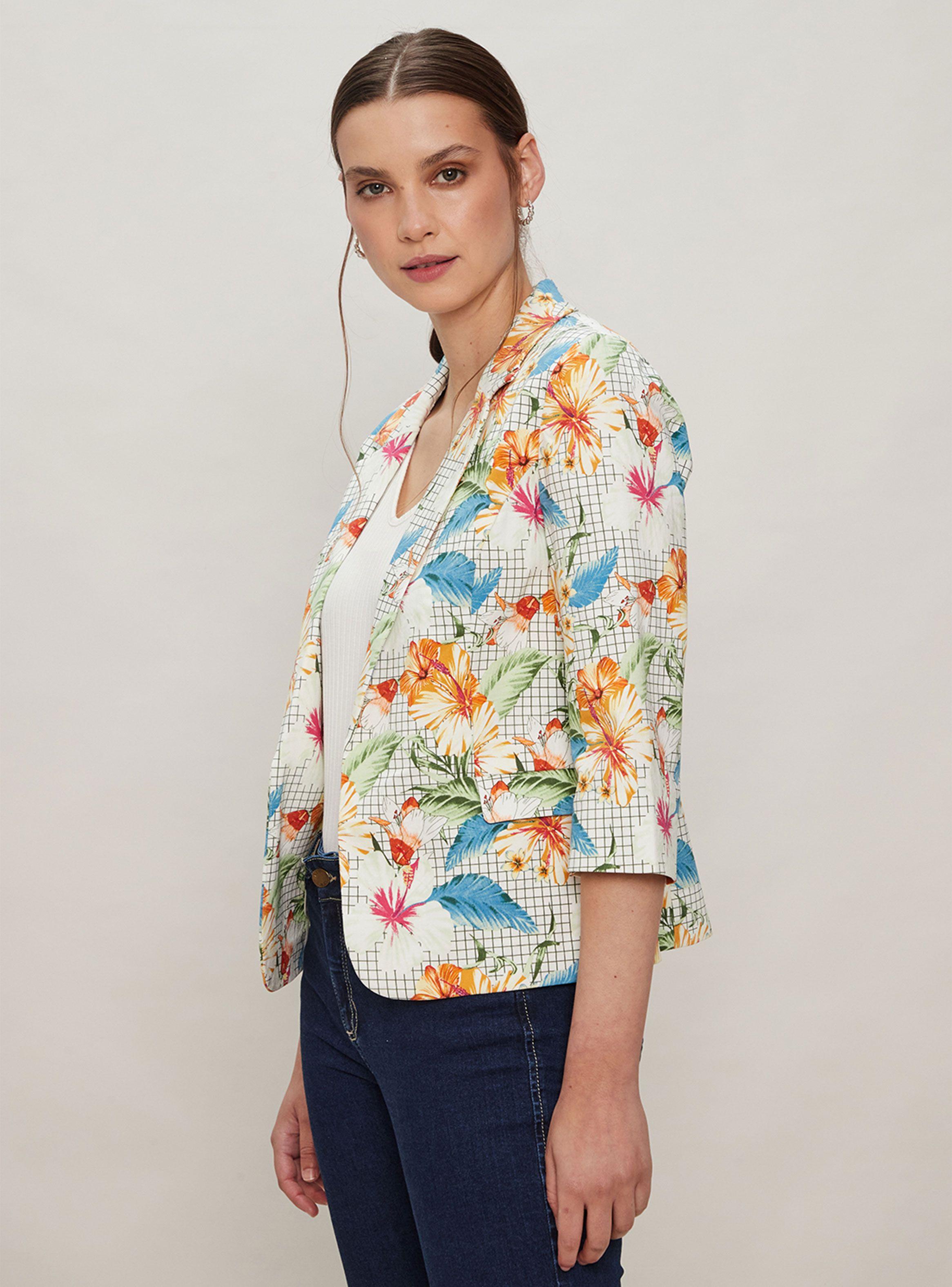 Blazer Estampado Con Manga y Ojetillos Decorativos-2