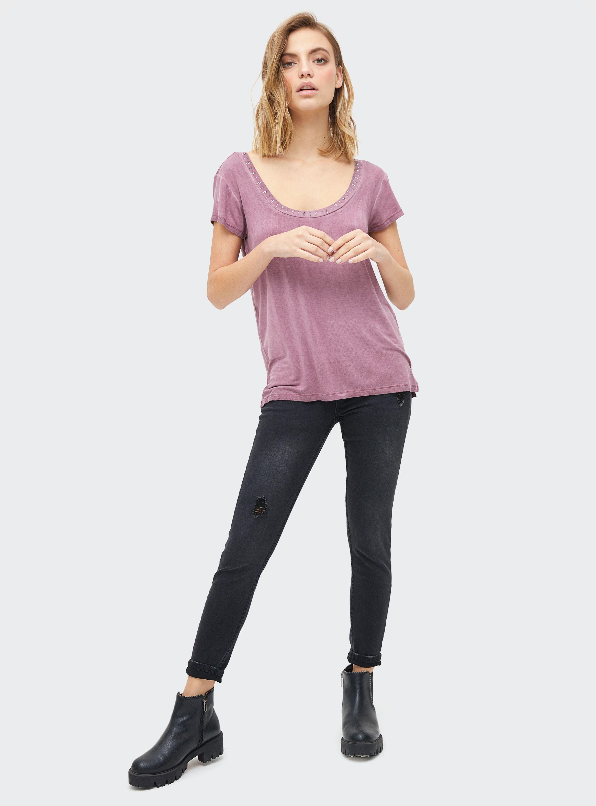 Polera Lavada y Aplicación Escote Foster-3