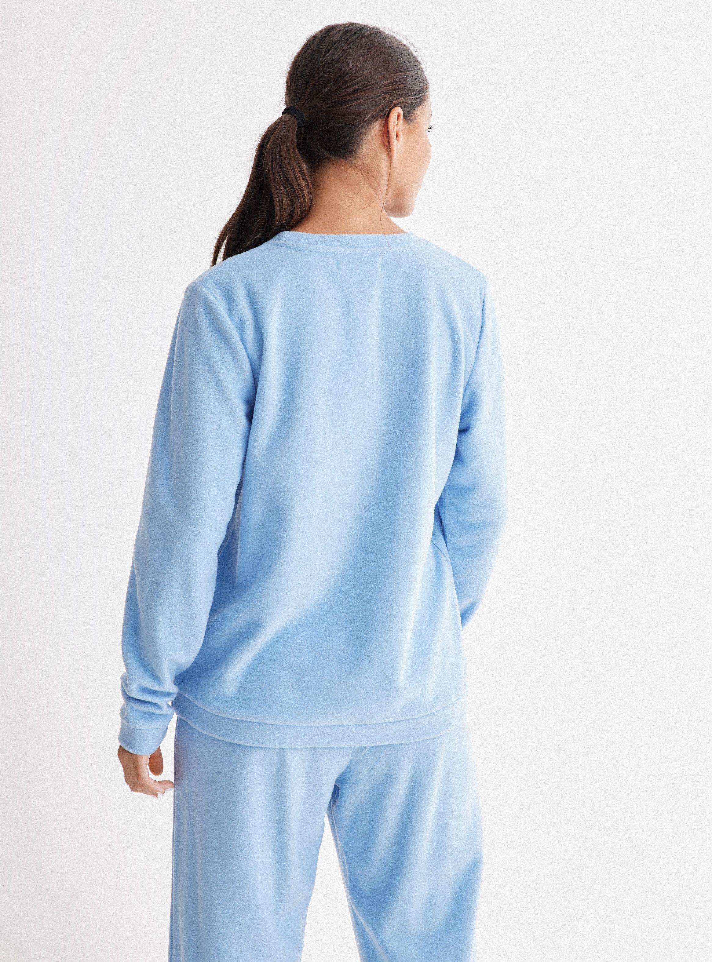 Pijama Largo Aplicación Bordada Tela Velour-1