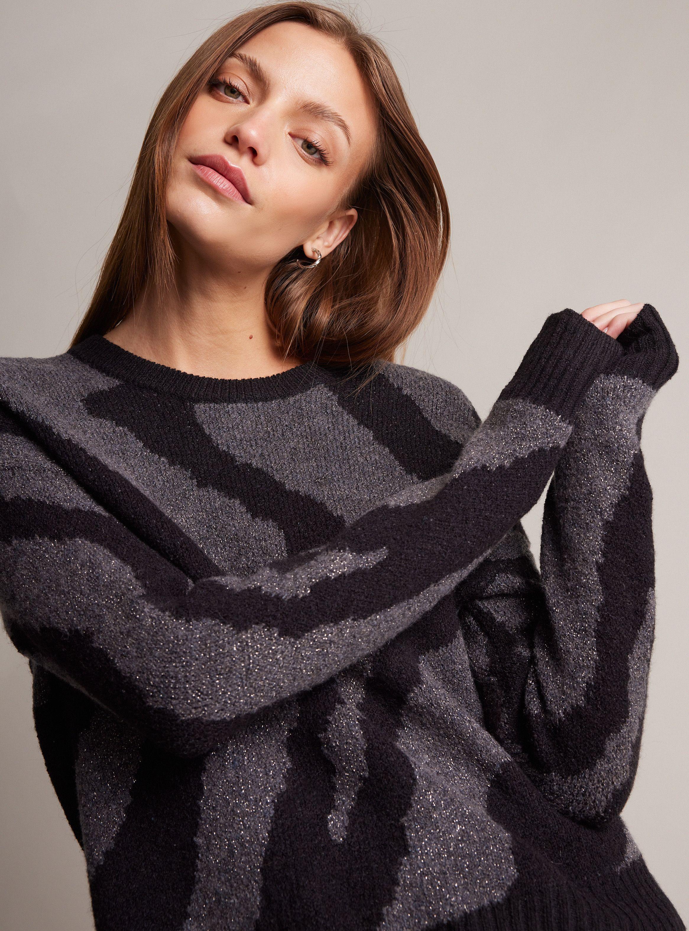 Sweater Jacquard Animal Print-2