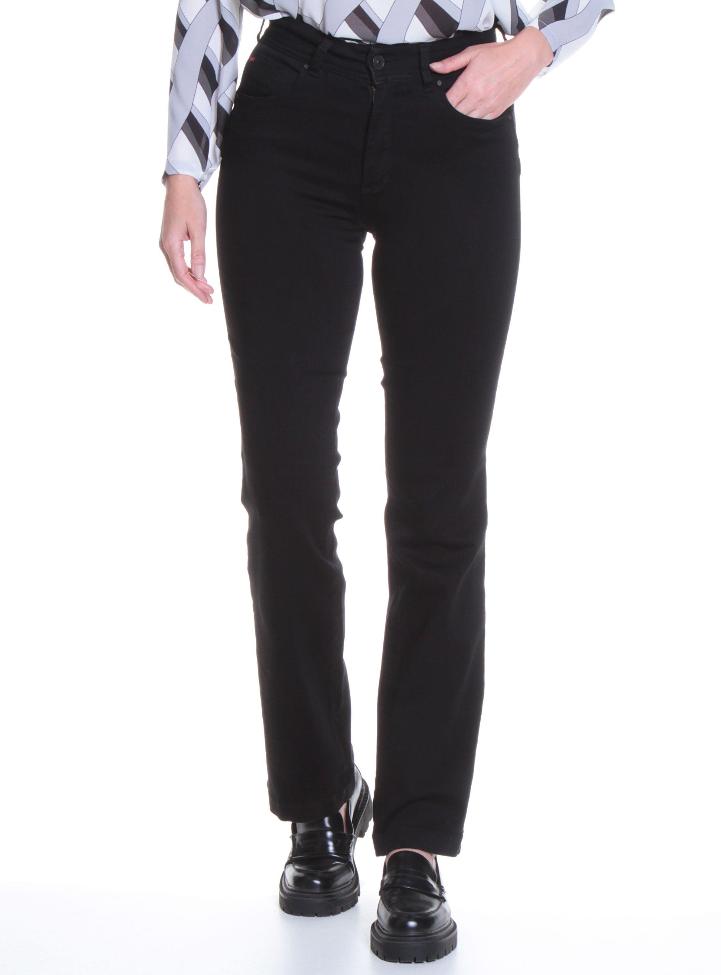 Jeans Calce Recto Alforza Trasera y Cierre-0