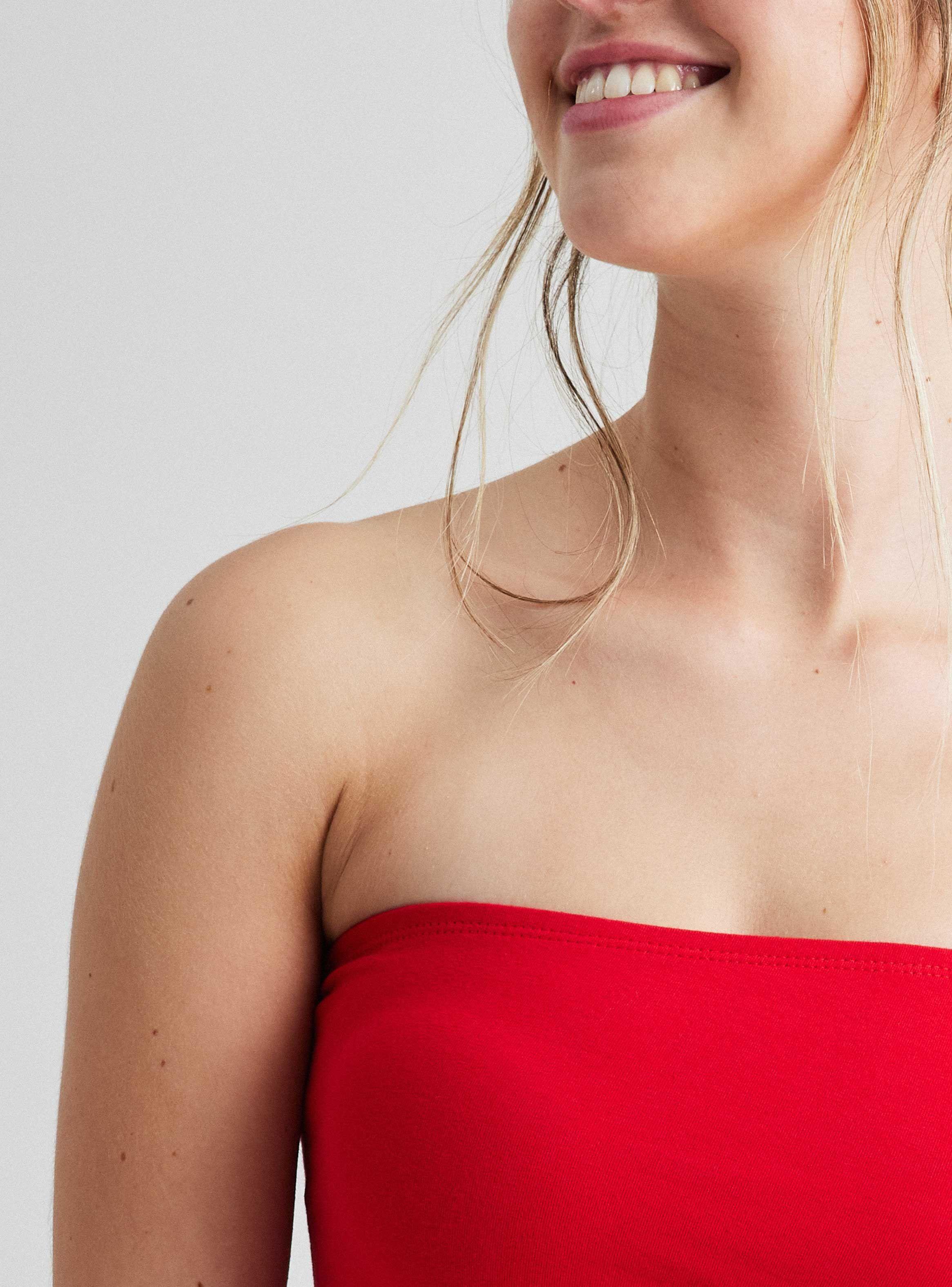 Blusa Strapless Asimétrica Con Recogido-2
