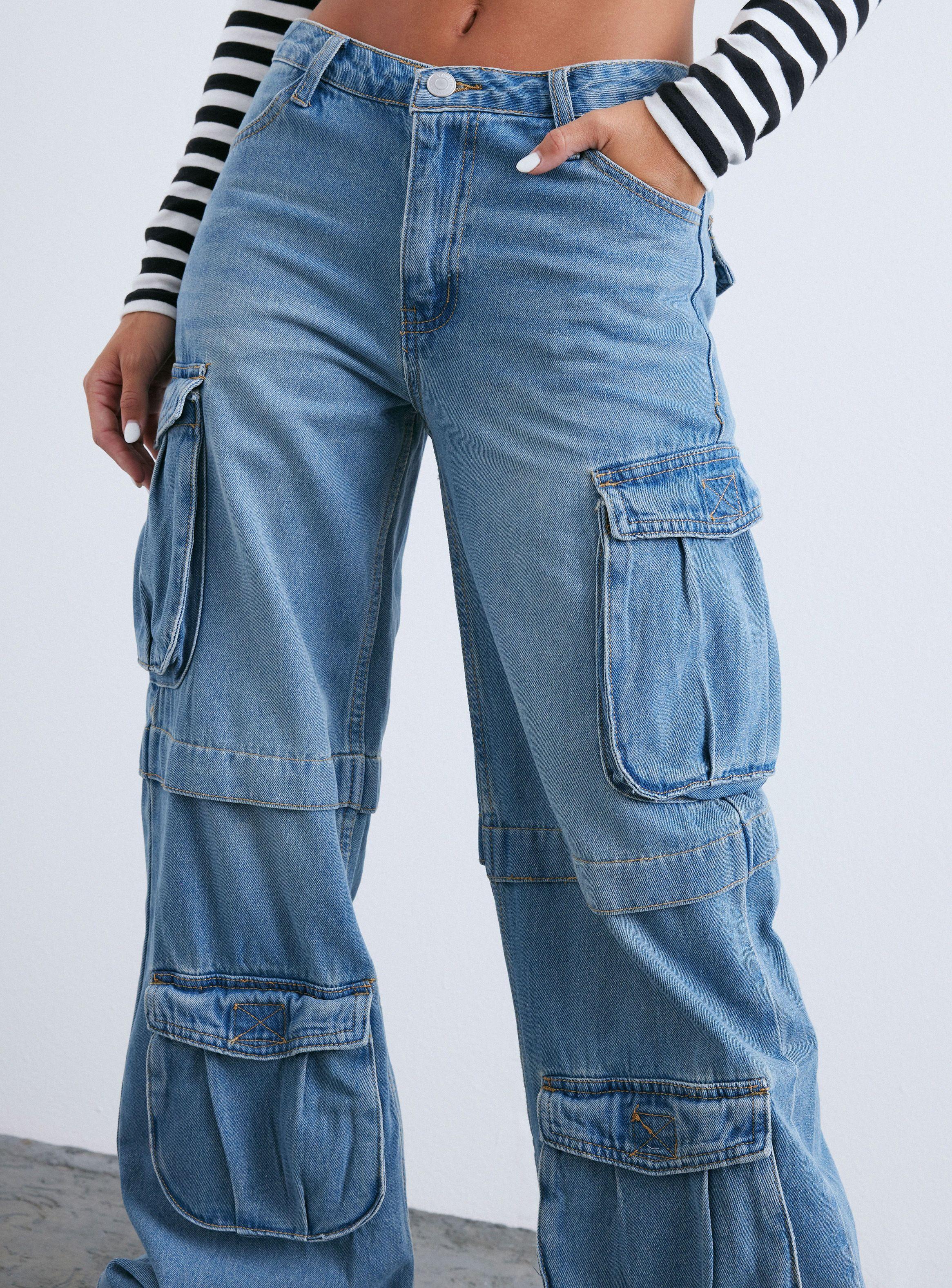 Jeans Con Bolsillos Cargo-2