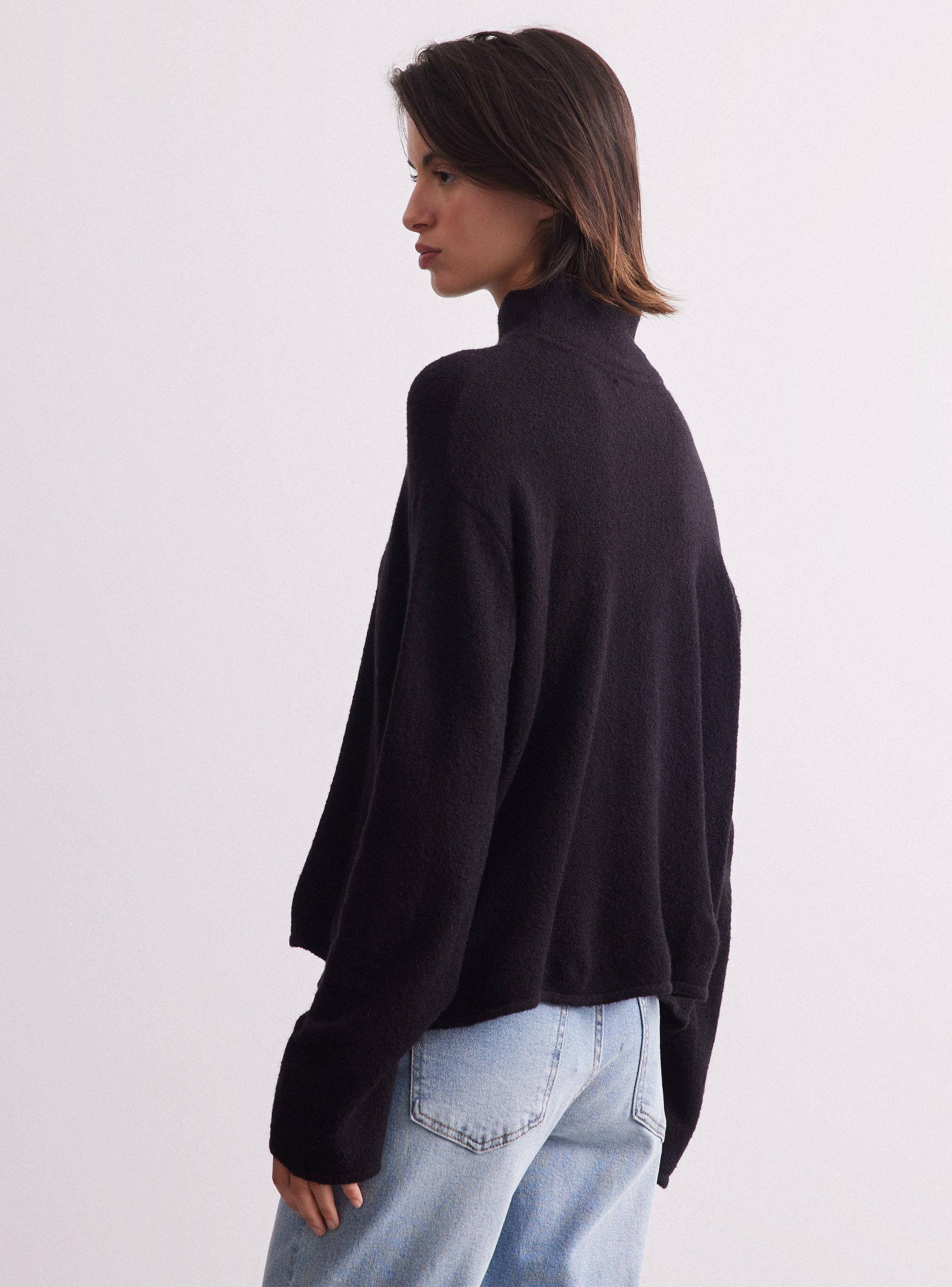 Sweater Holgado Cuello Alto Con Lana-1