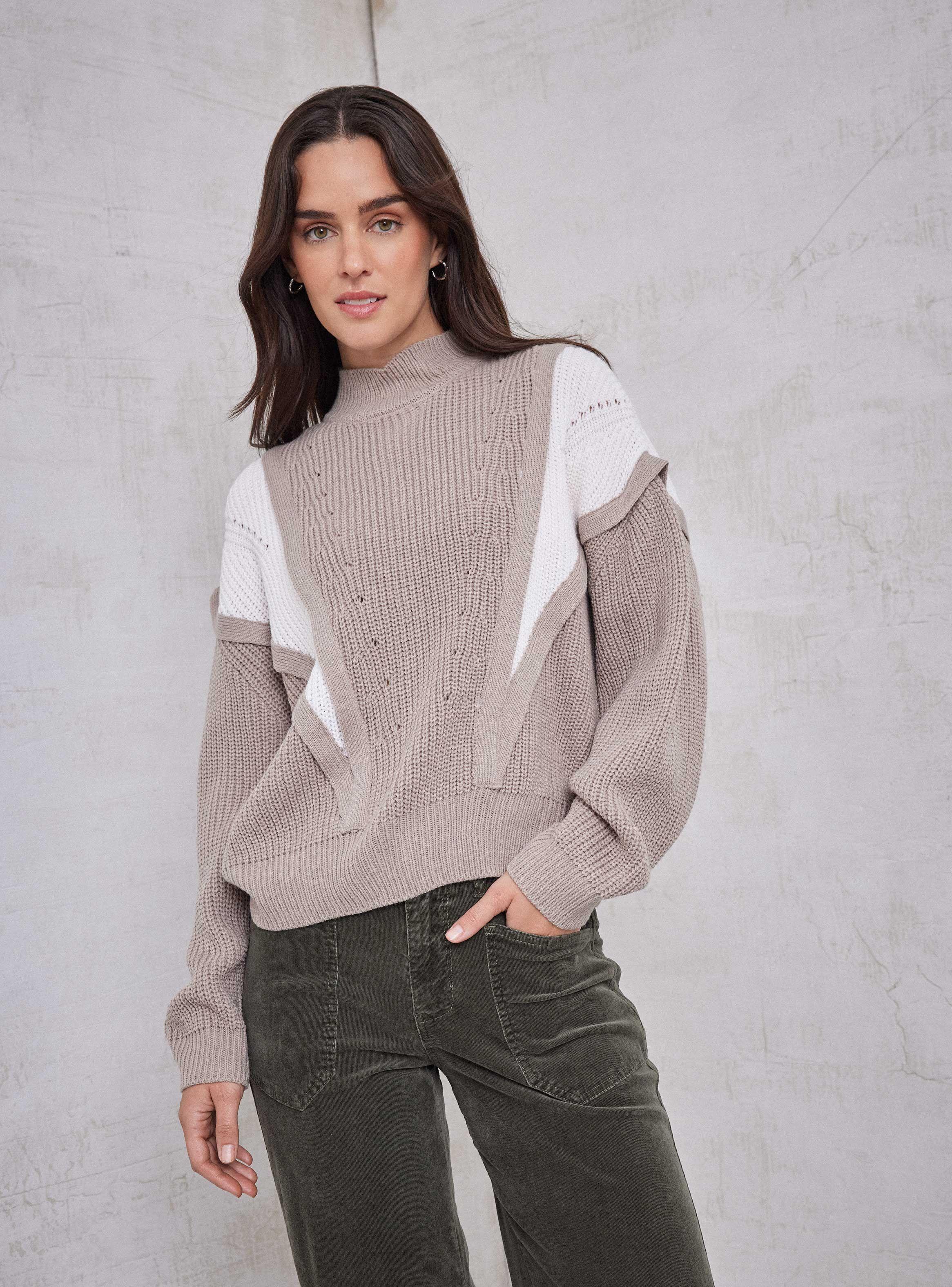 Sweater Bloques De Color Con Cuello Alto-0