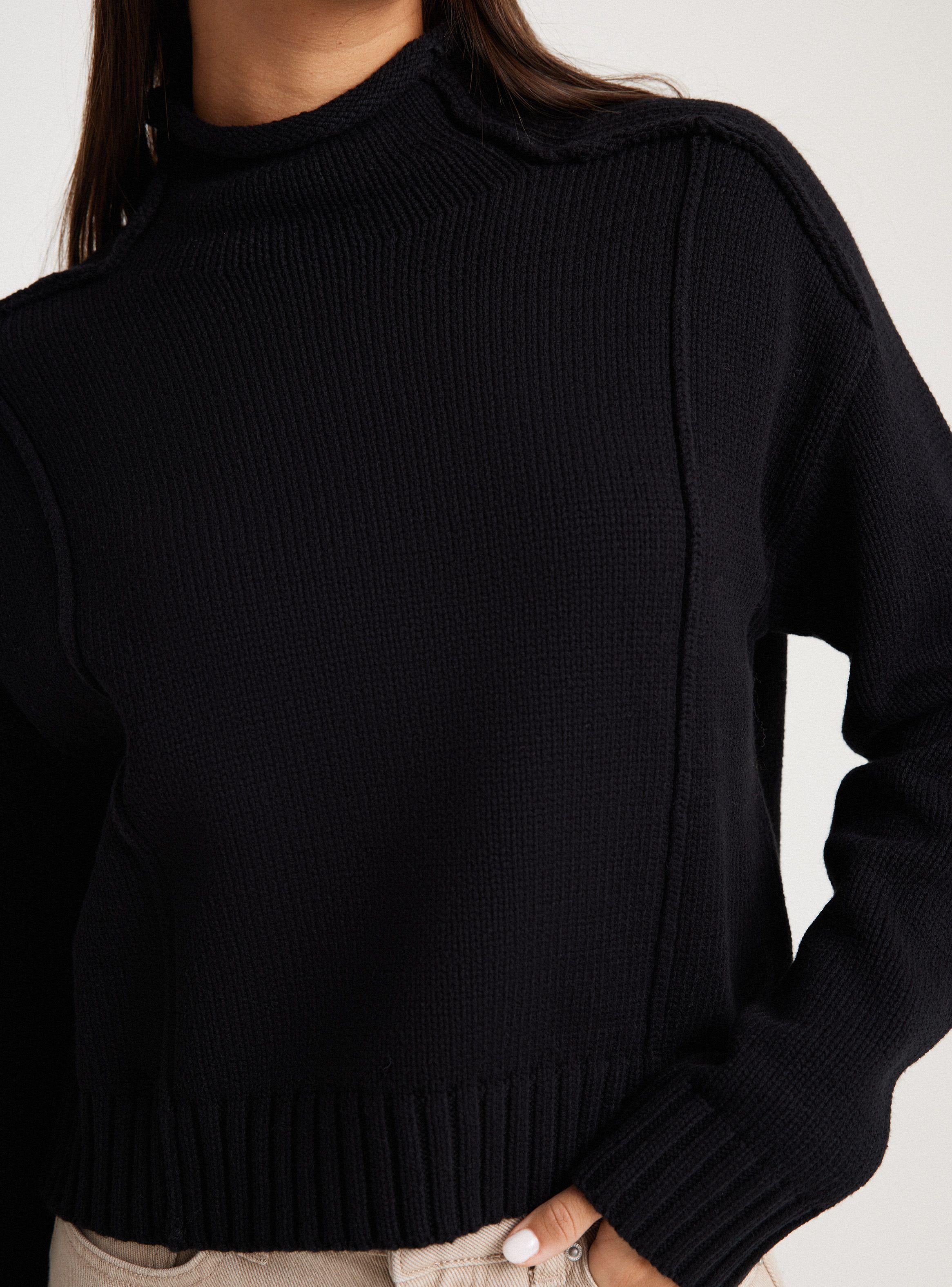 Sweater Ligero Cuello Alto-3