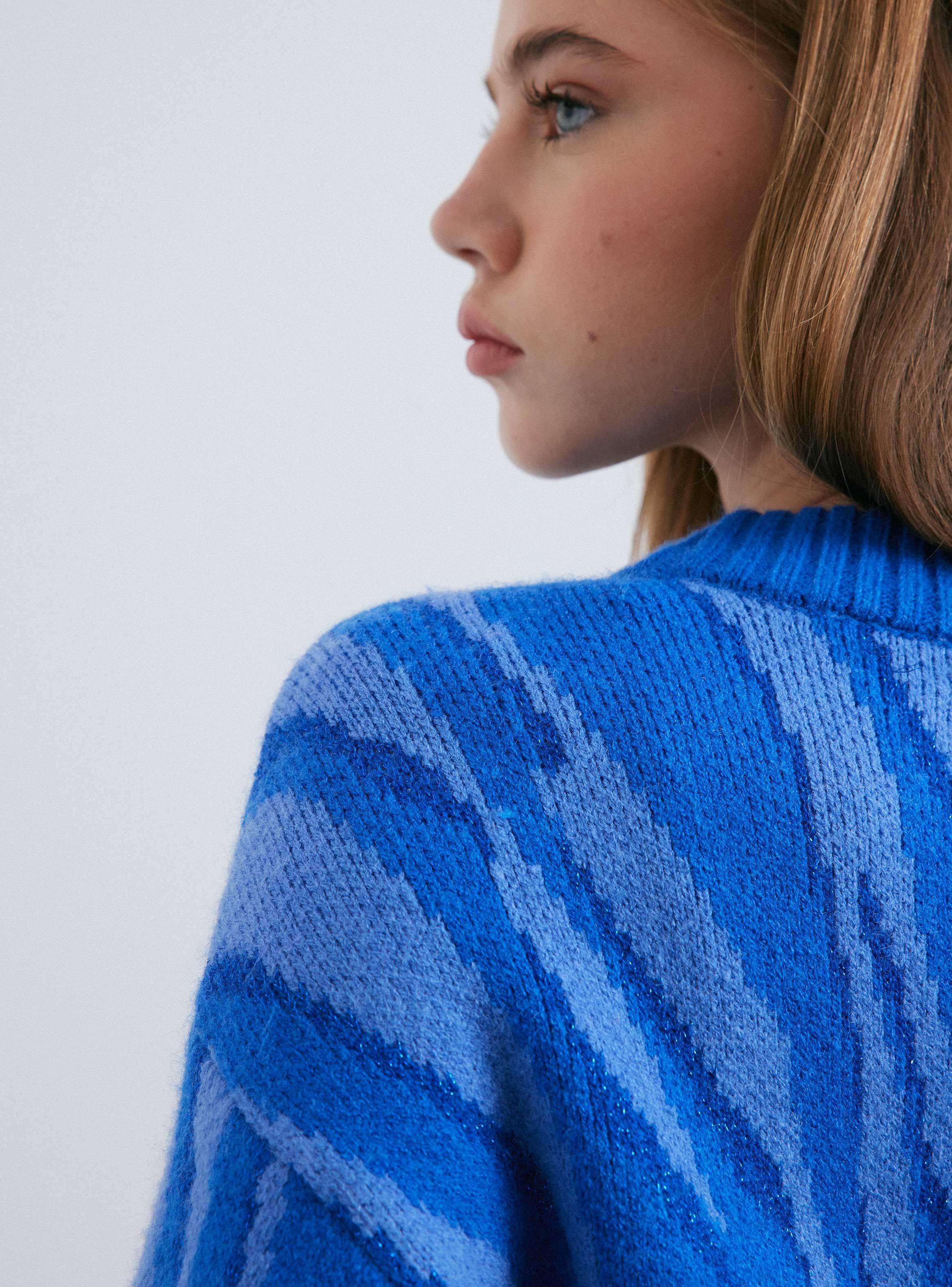 Sweater Con Lurex Cuello Redondo-3