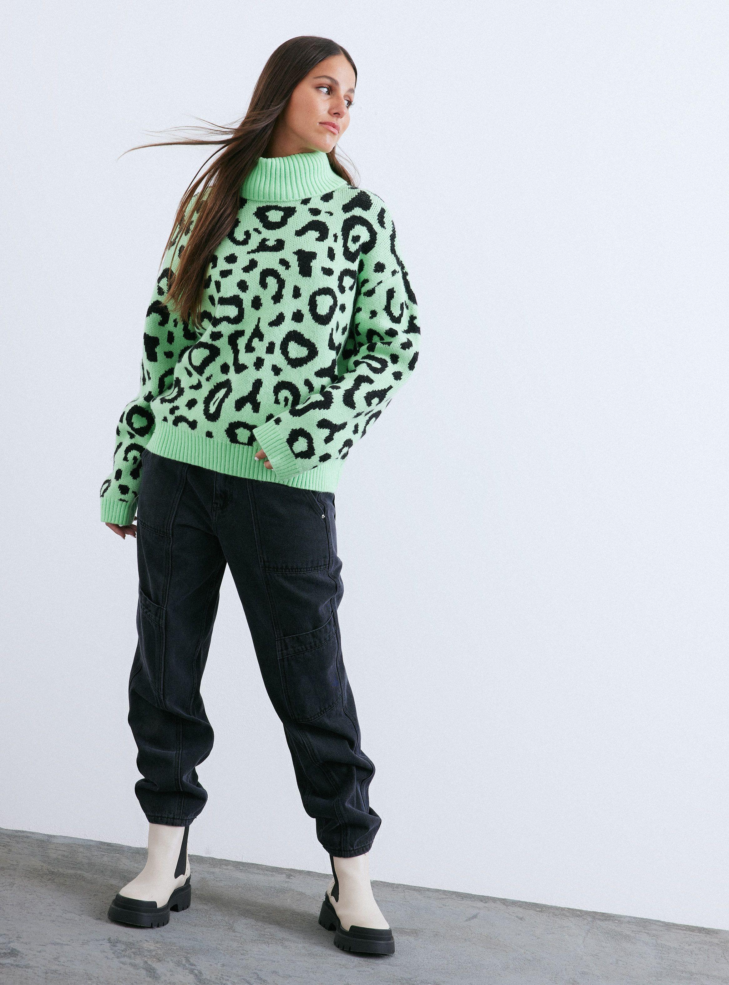 Sweater Con Lurex Cuello Alto-4