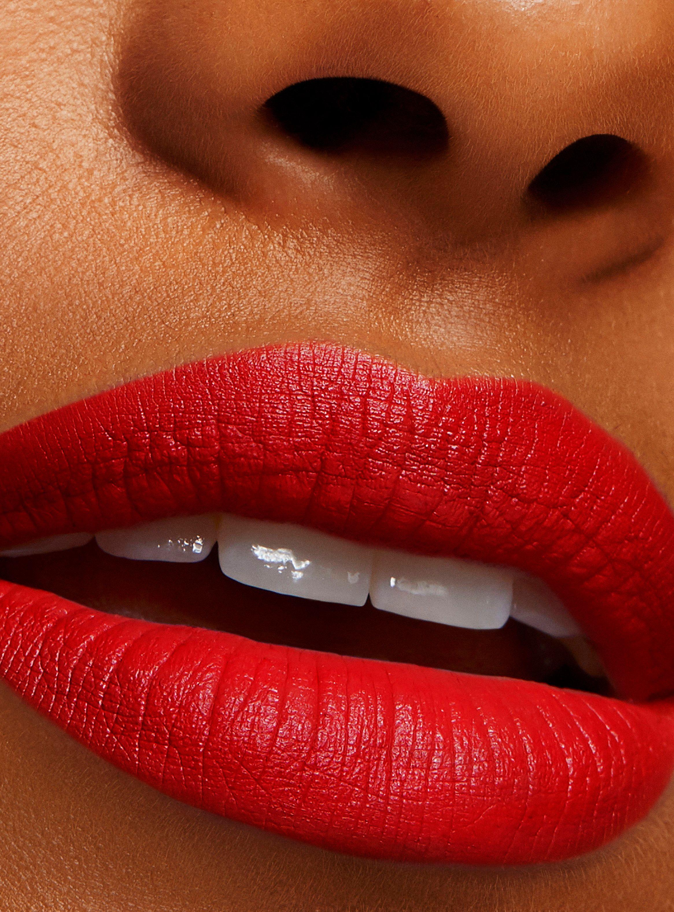 Labial Powermatte Lip Pigment Light My Fire-4
