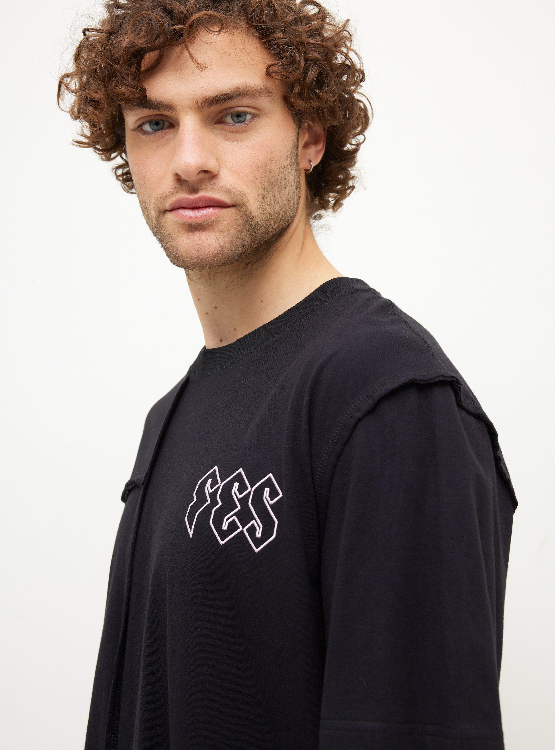 Polera Fes Pecho-2