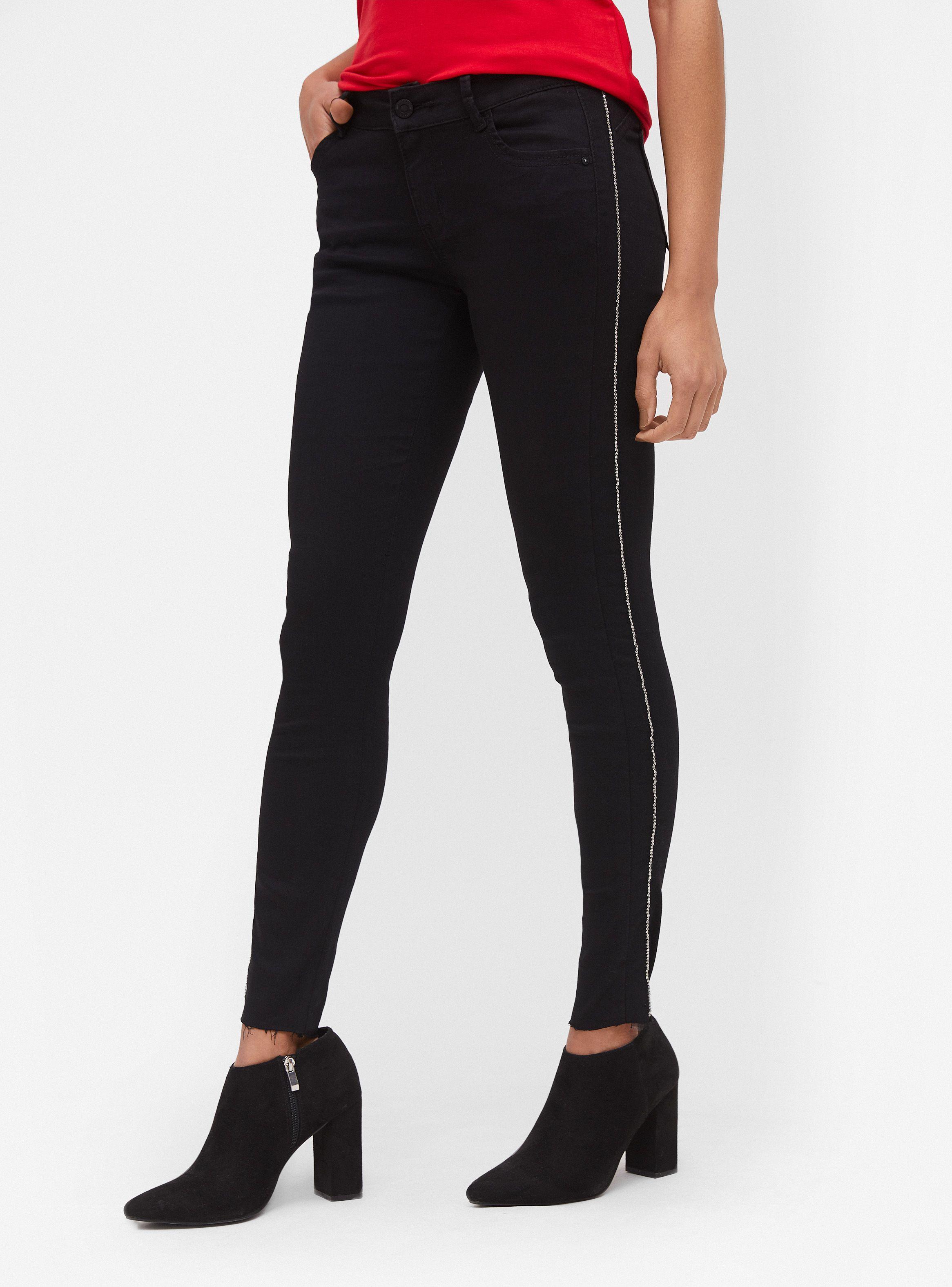 Jeans Skinny Tiro Medio Aplicación Cadena JJO-0