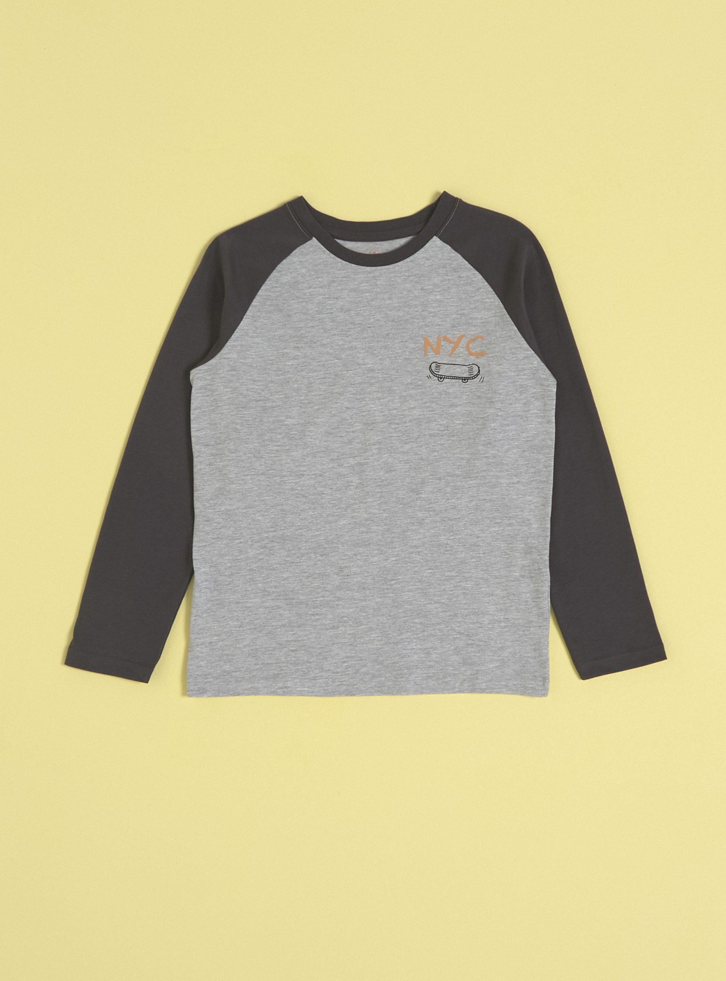 Polera Manga Raglan Estampada Frontal y Espalda-0