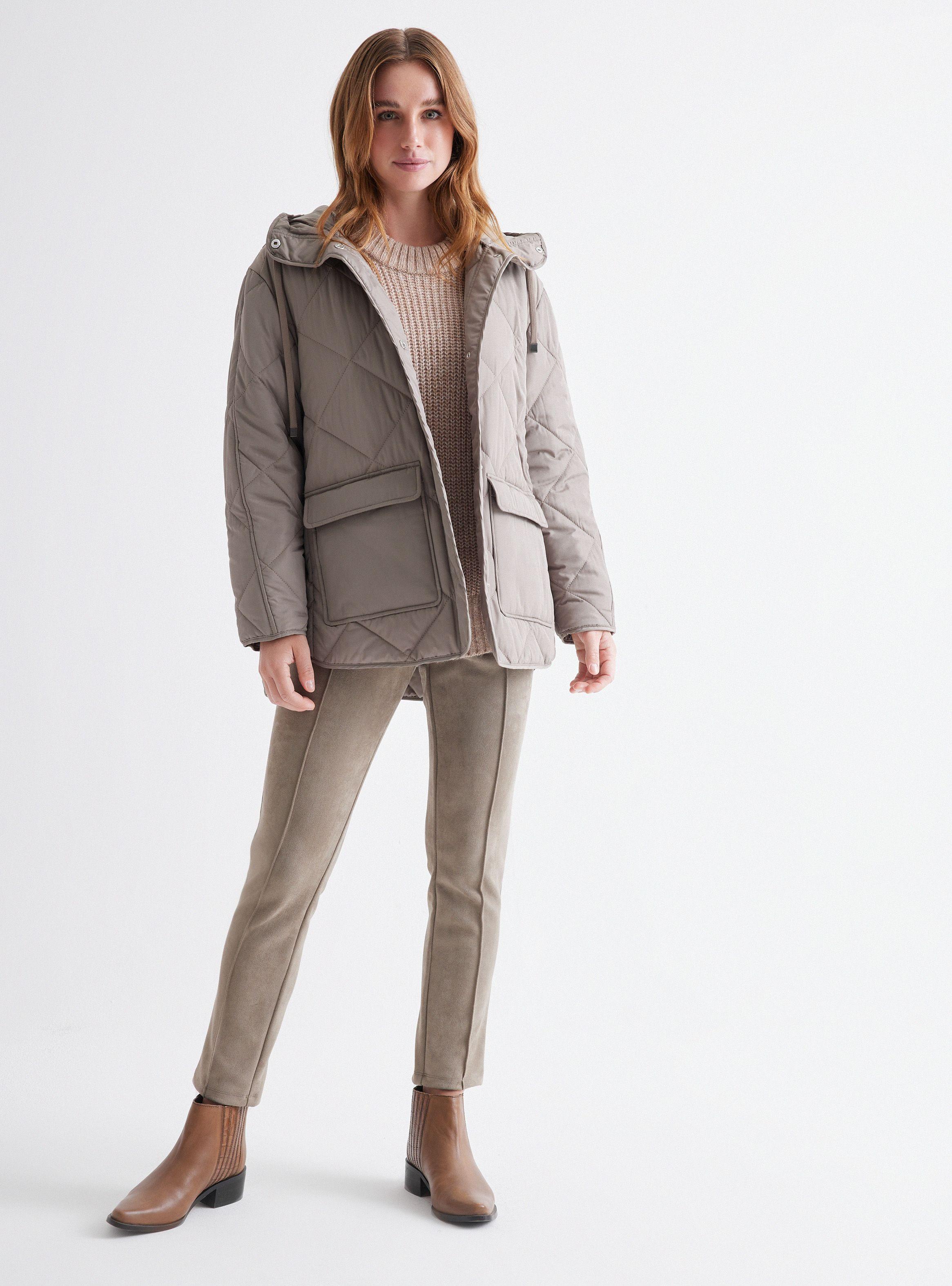 Parka Lisa Frontal con Bolsillos-4