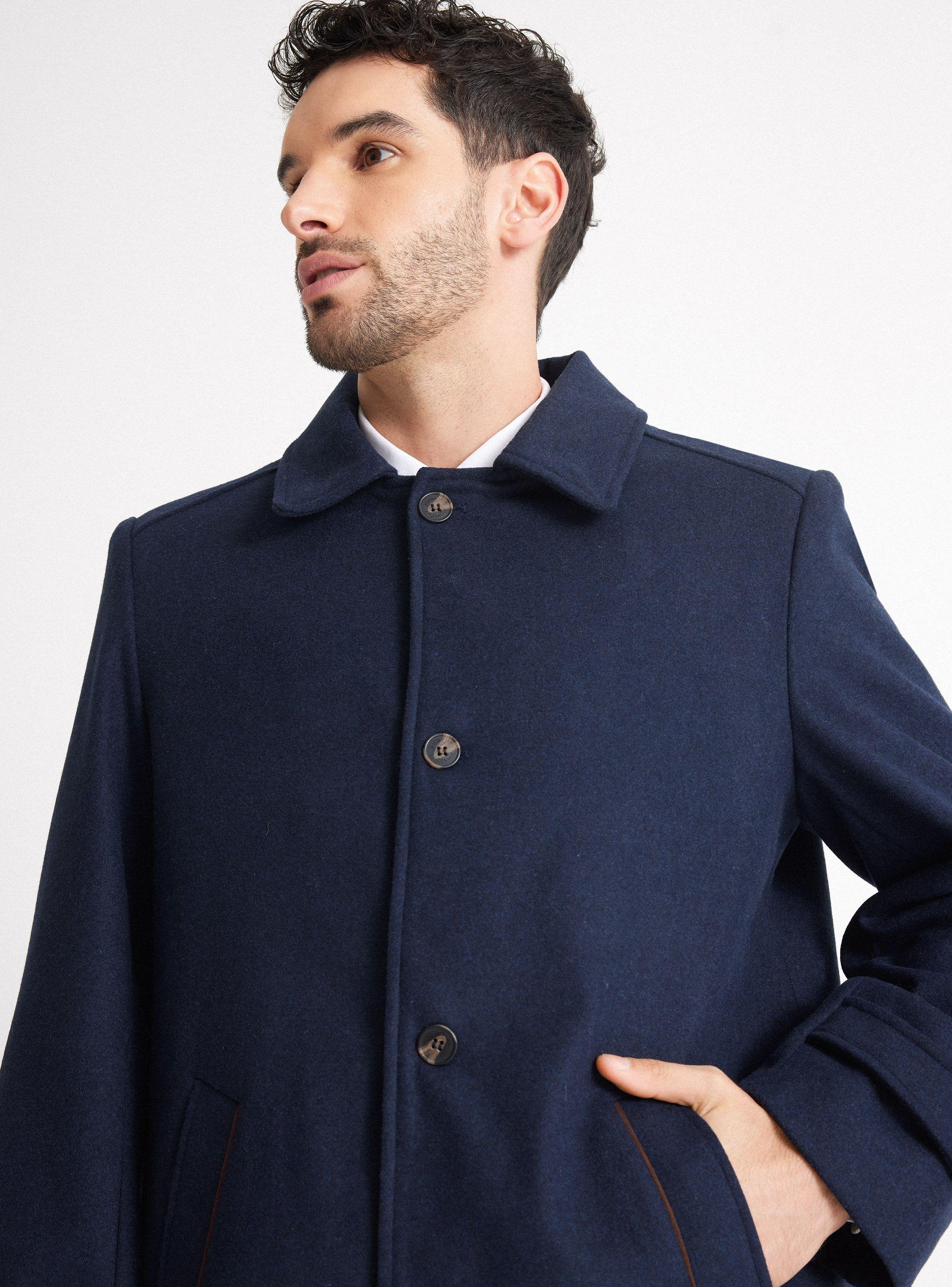 Abrigo Recto Classic con Aplicaciones en Suede-2