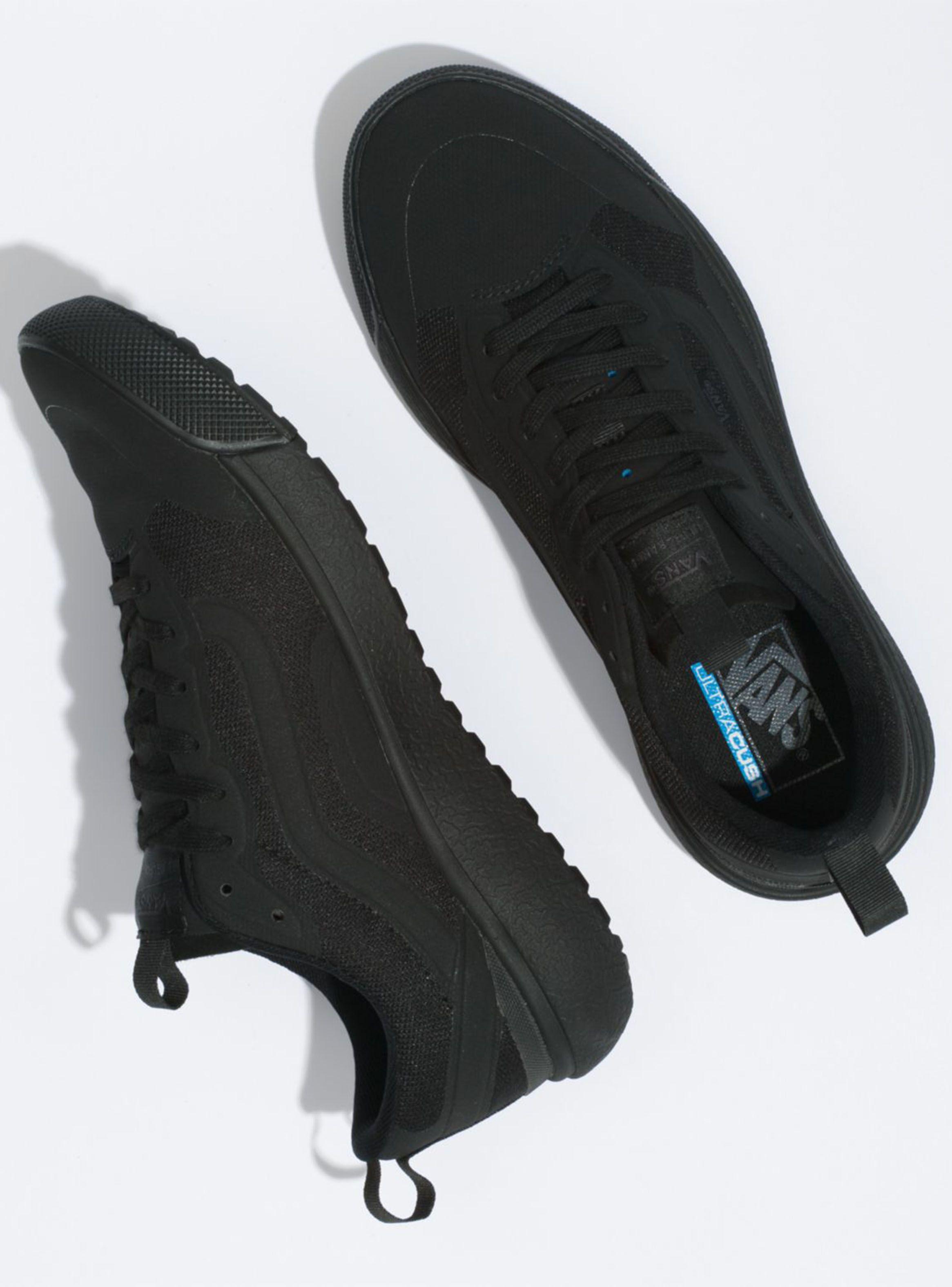 Zapatilla Urbana Black UltraRange EXO Mujer-3