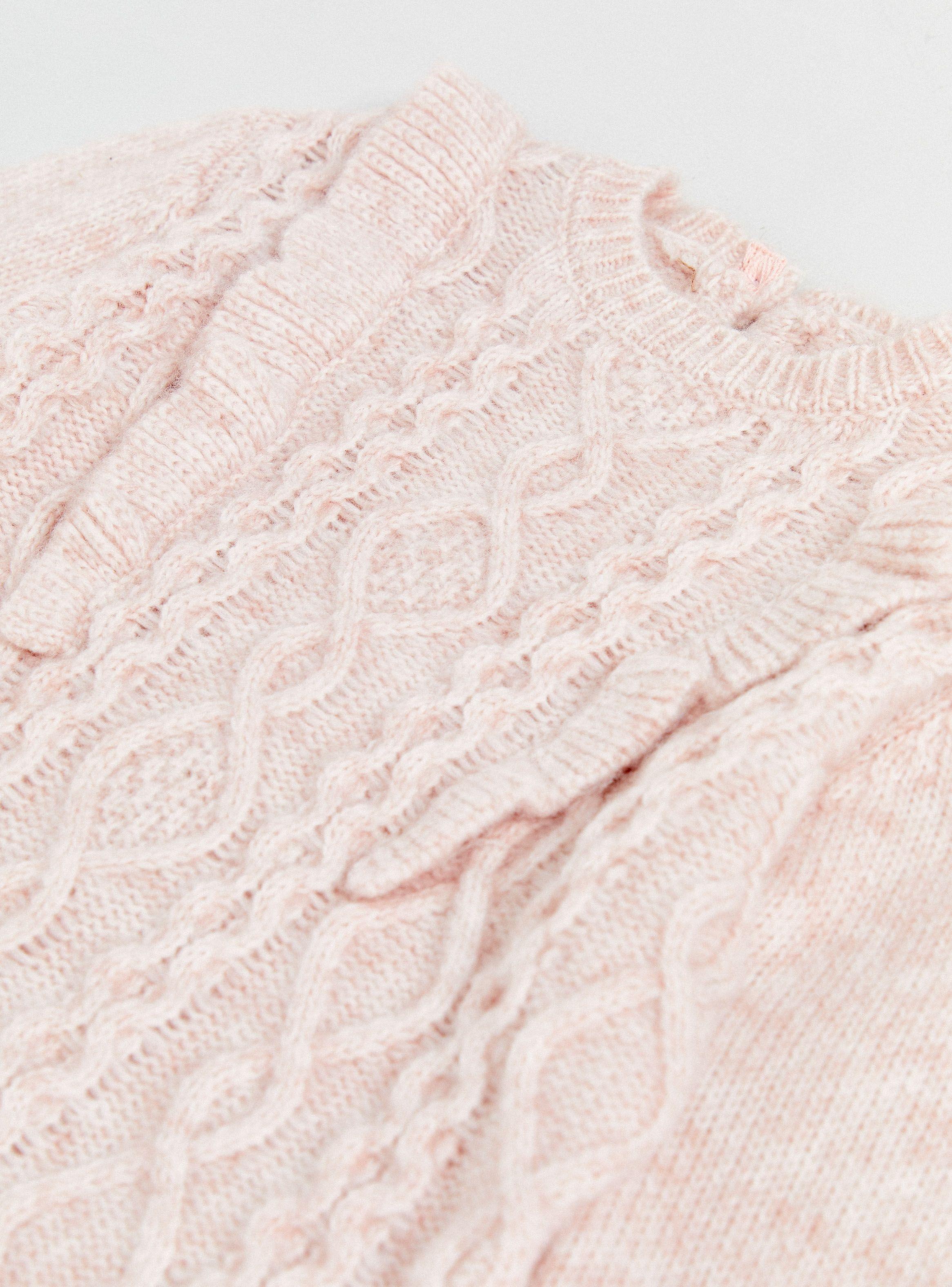 Sweater Con Vuelos Delanteros-2