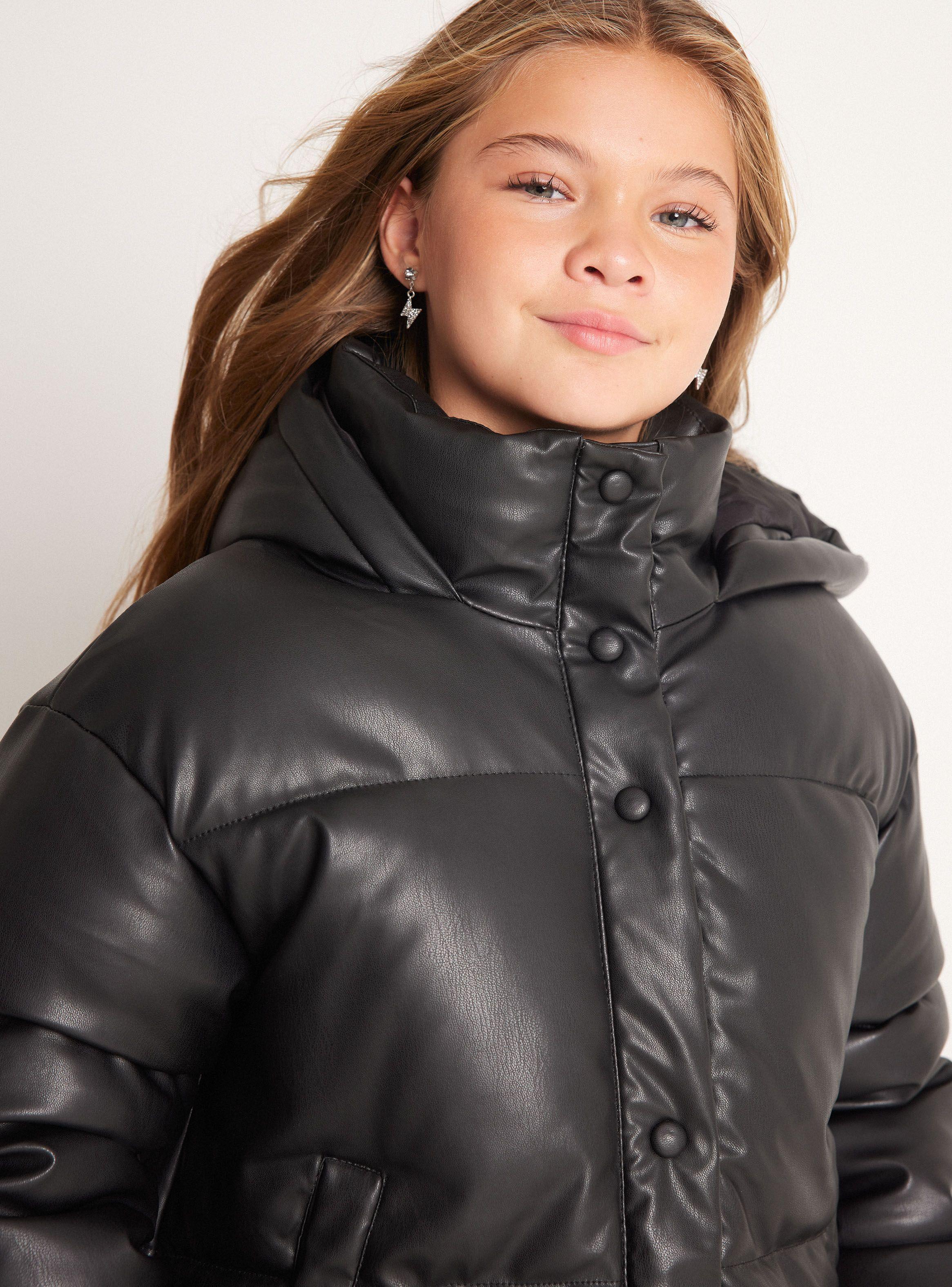 Parka P.U con Cuello Alto-1