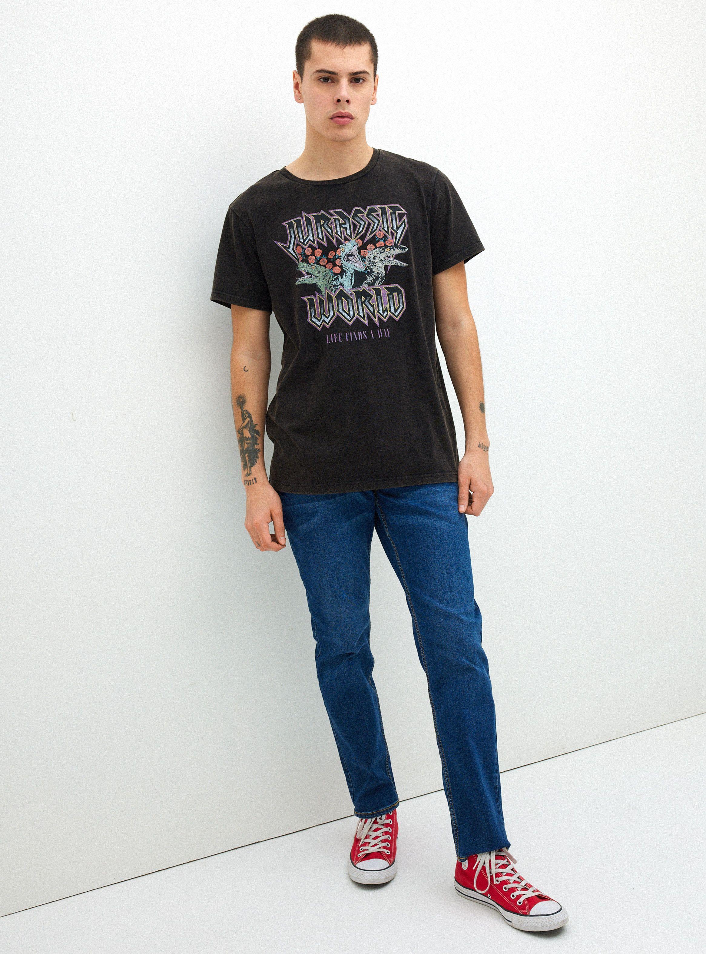 Polera Licencia Jurassic Flores-3