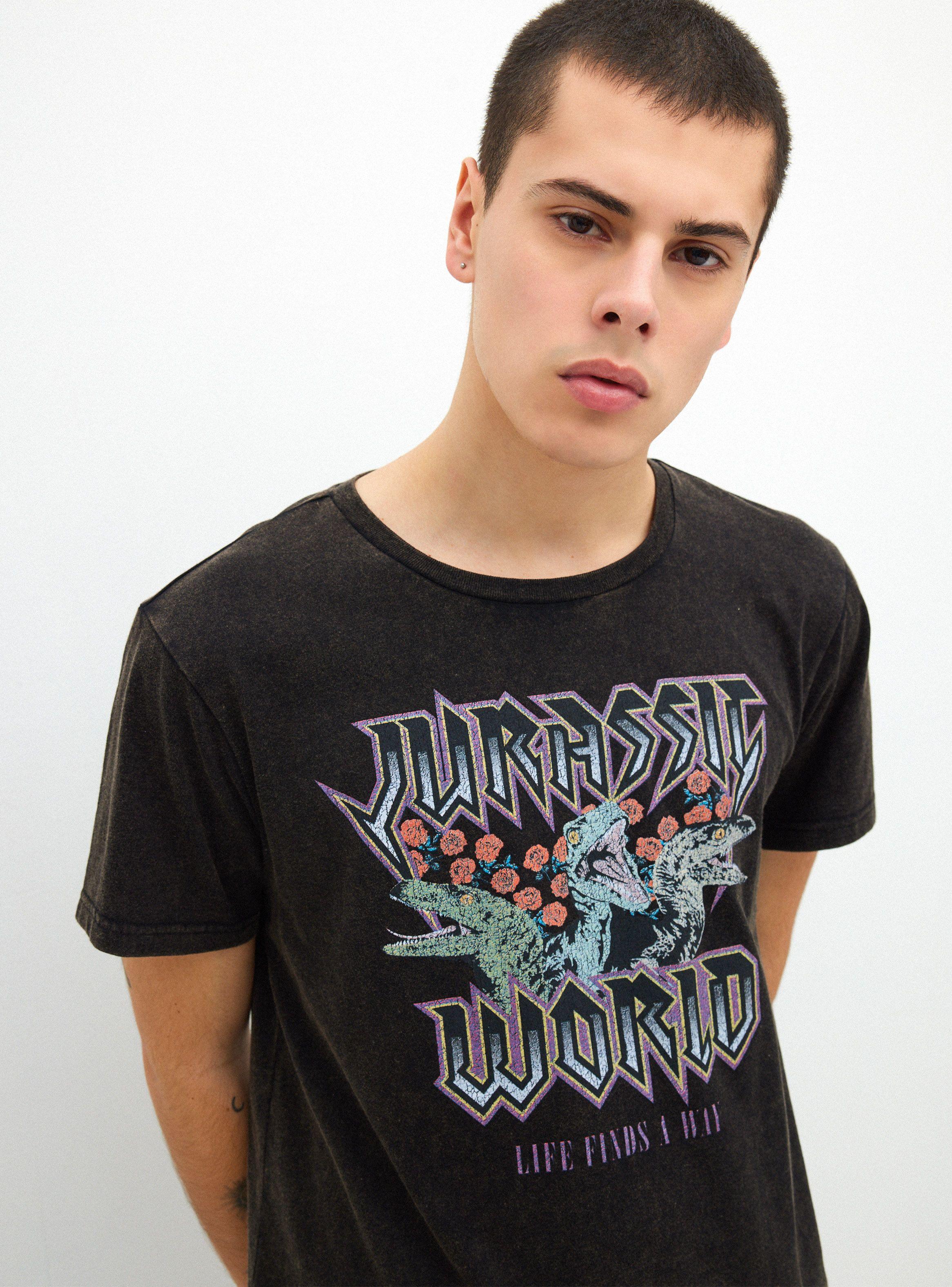 Polera Licencia Jurassic Flores-2