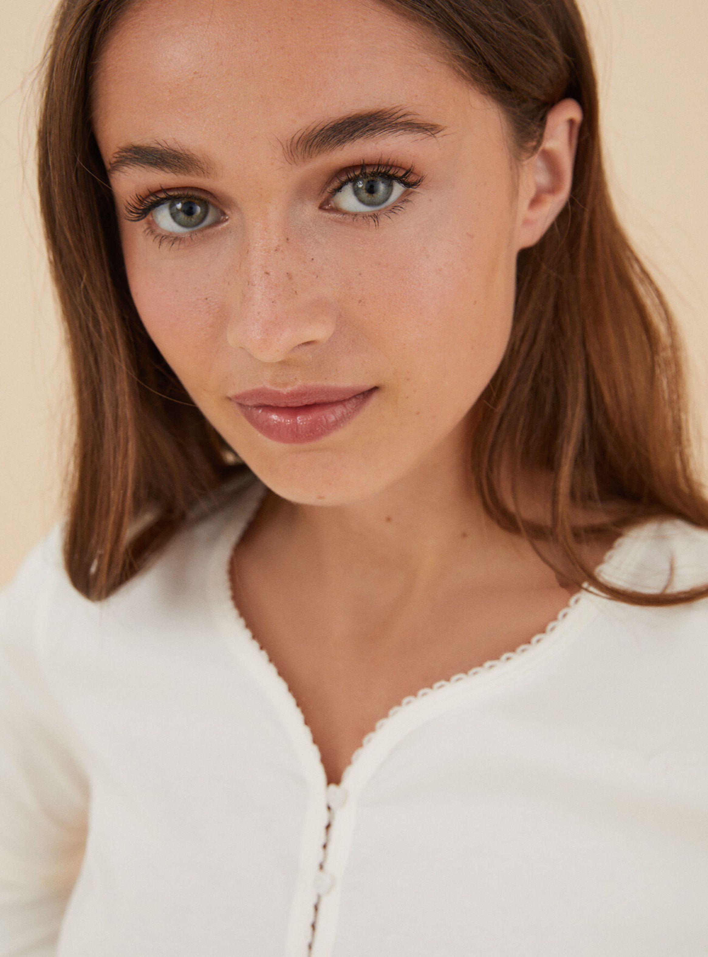 Polera Manga Larga con Detalles  Algodón-2