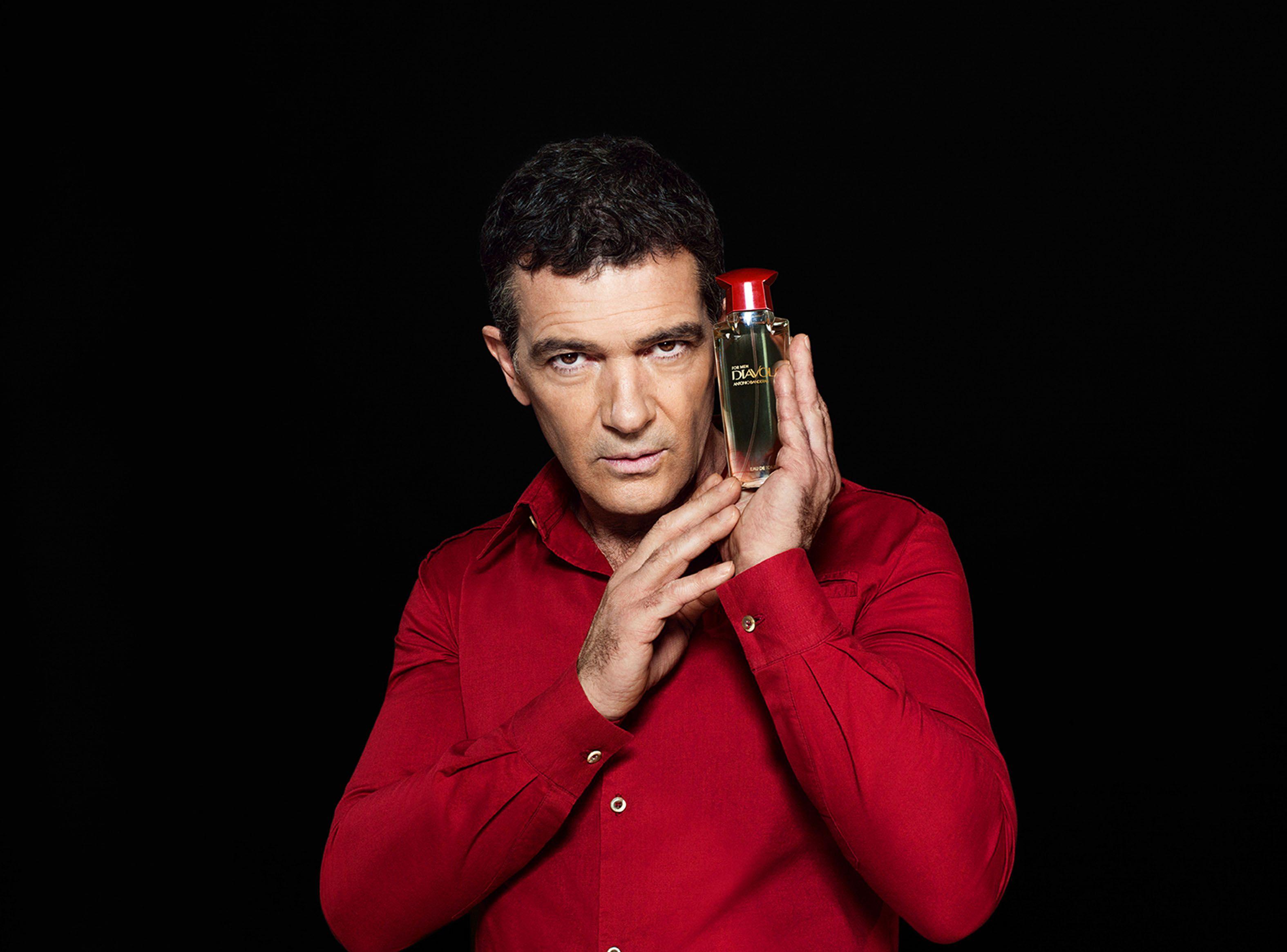 Perfume Estuche Diavolo EDT 100 ml-3