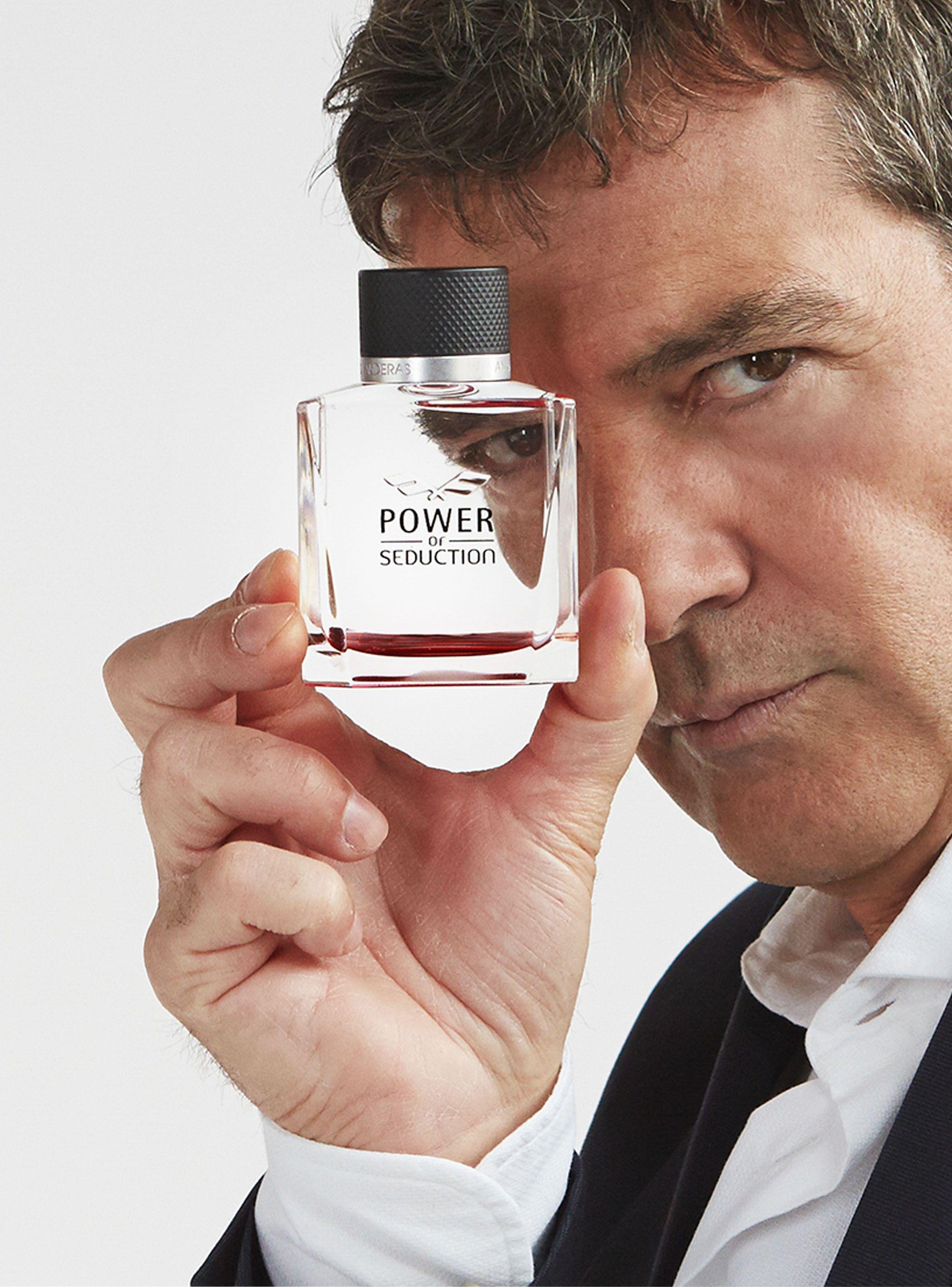 Estuche Power of Seduction EDT 50 ml-2