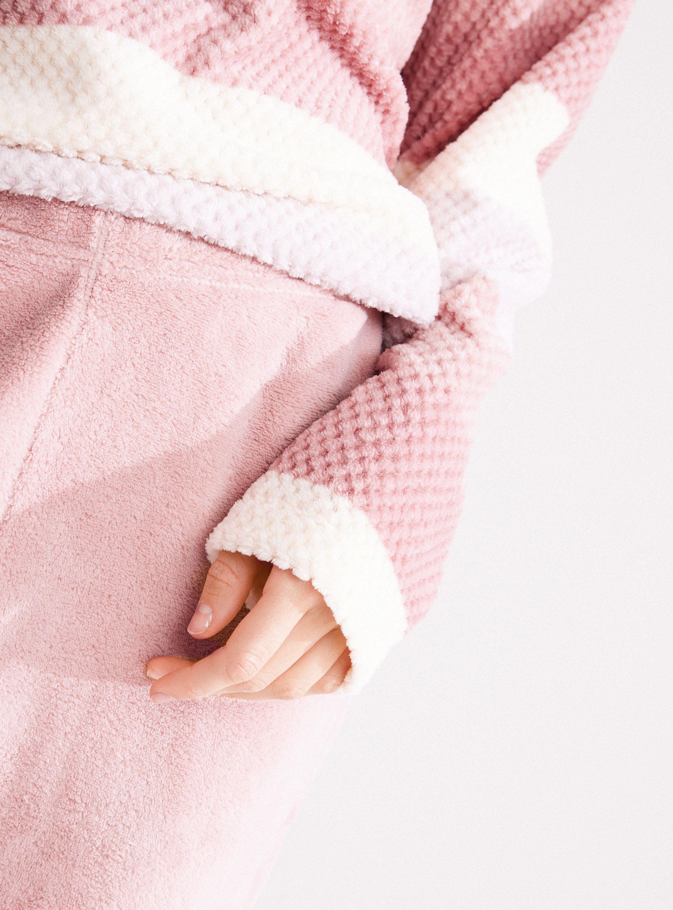 Pijama Largo Top Estampado Pantalón Sólido-3