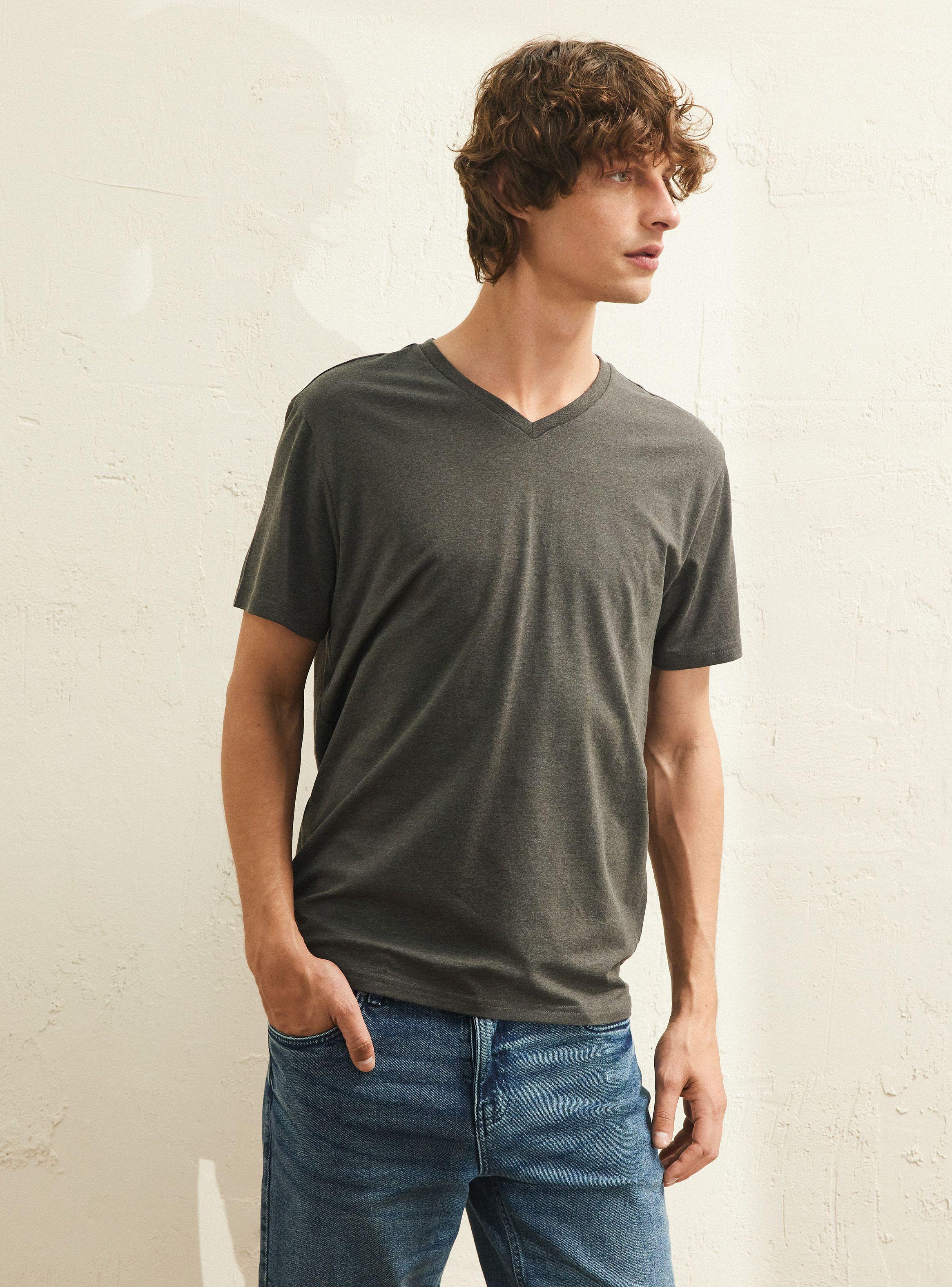 Polera Corte Cuello V-0