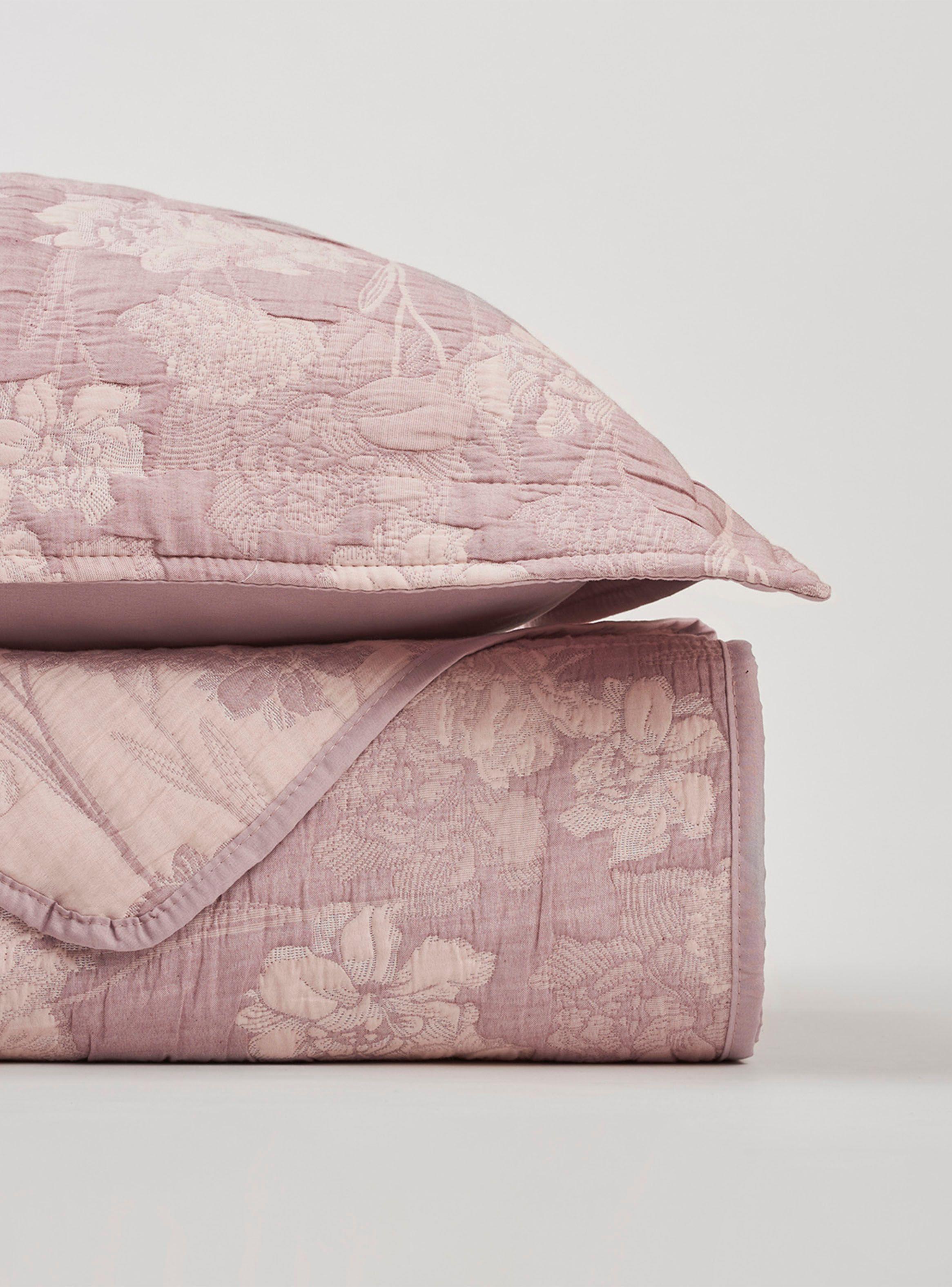 Cubrecama Jacquard Lirios Malva King-2