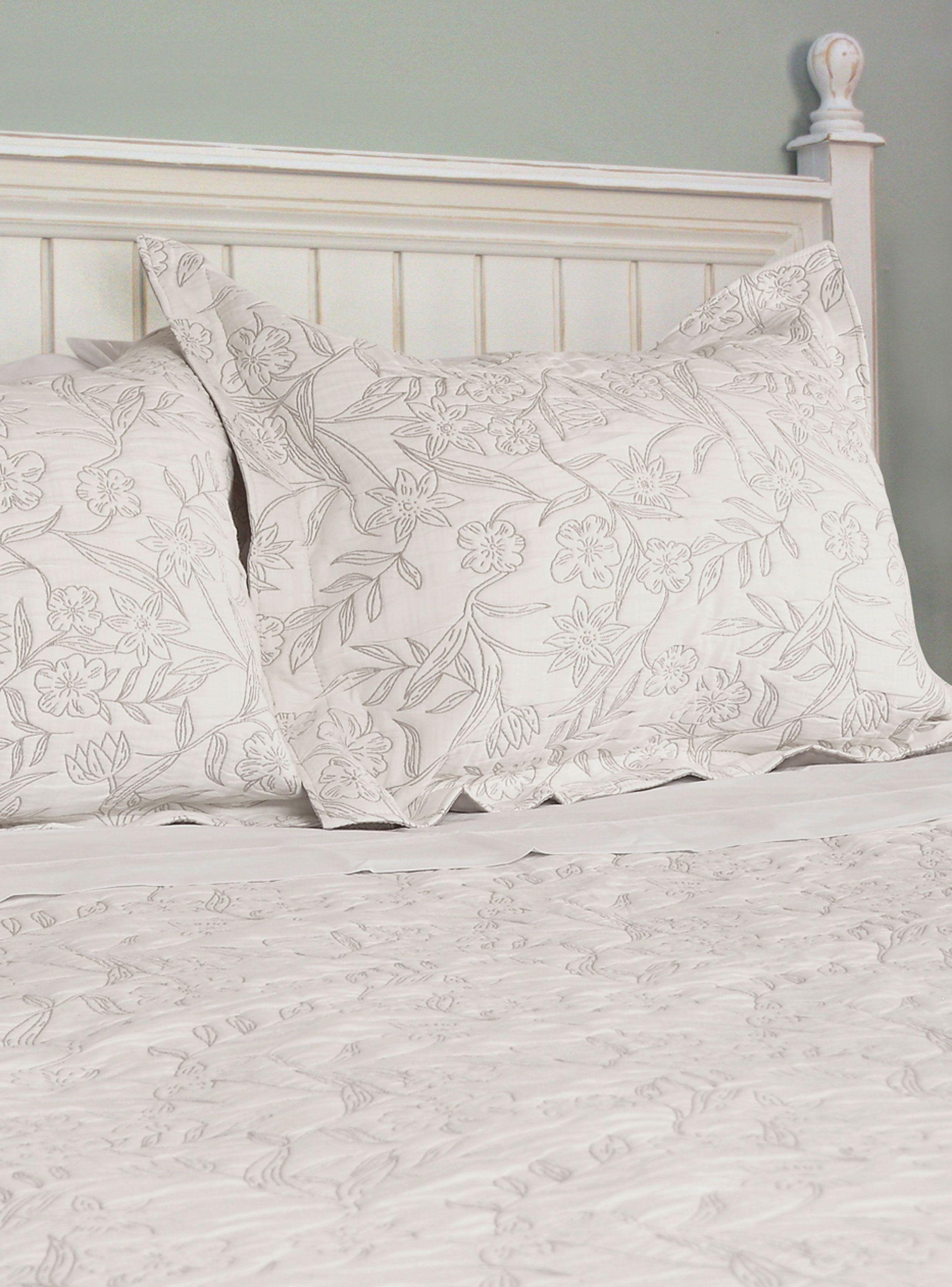 Quilt Nina Herrera 1.5 Plazas Colomba Gris-2