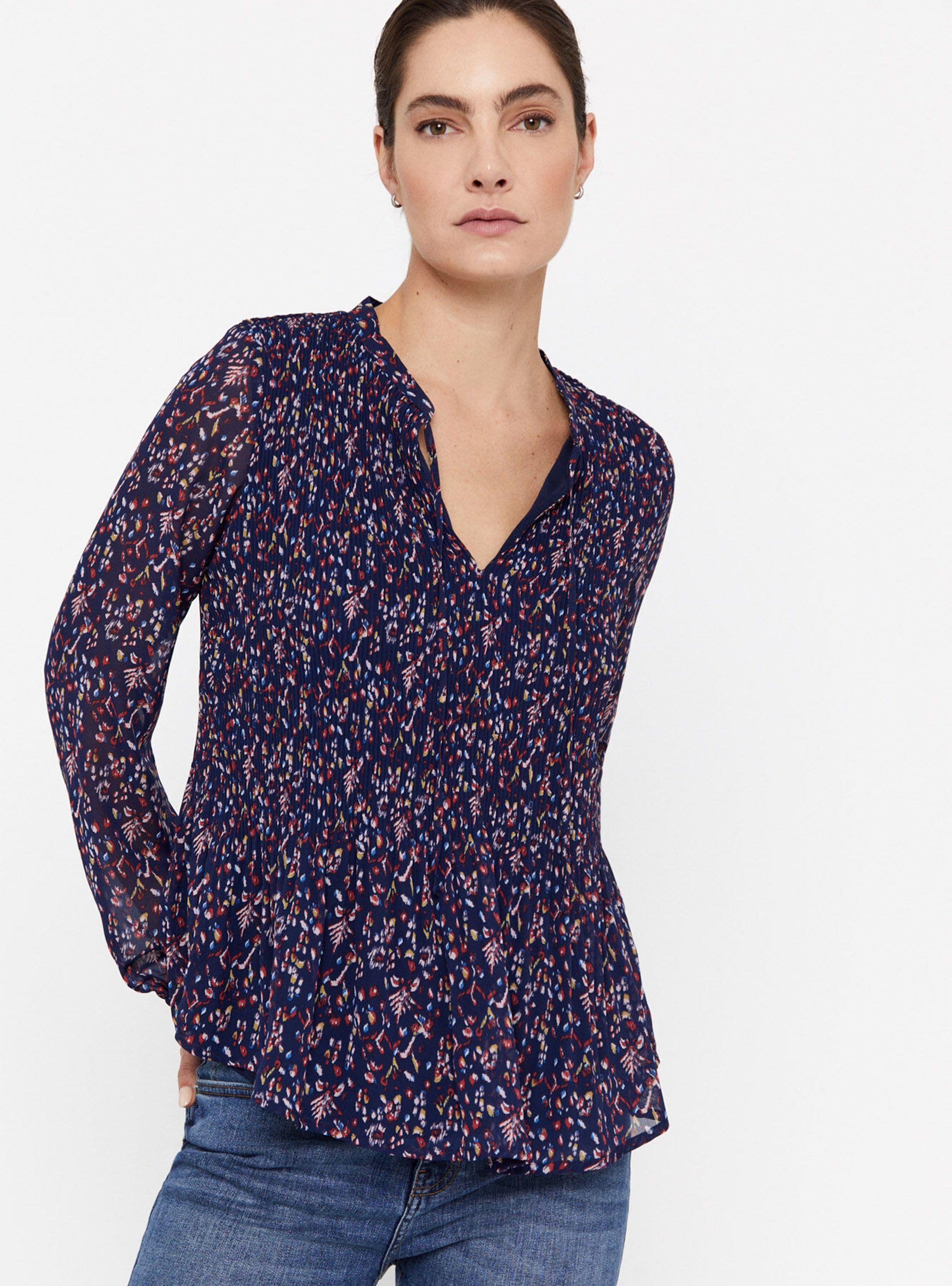 Blusa Plisada con Detalle en el Pecho-0