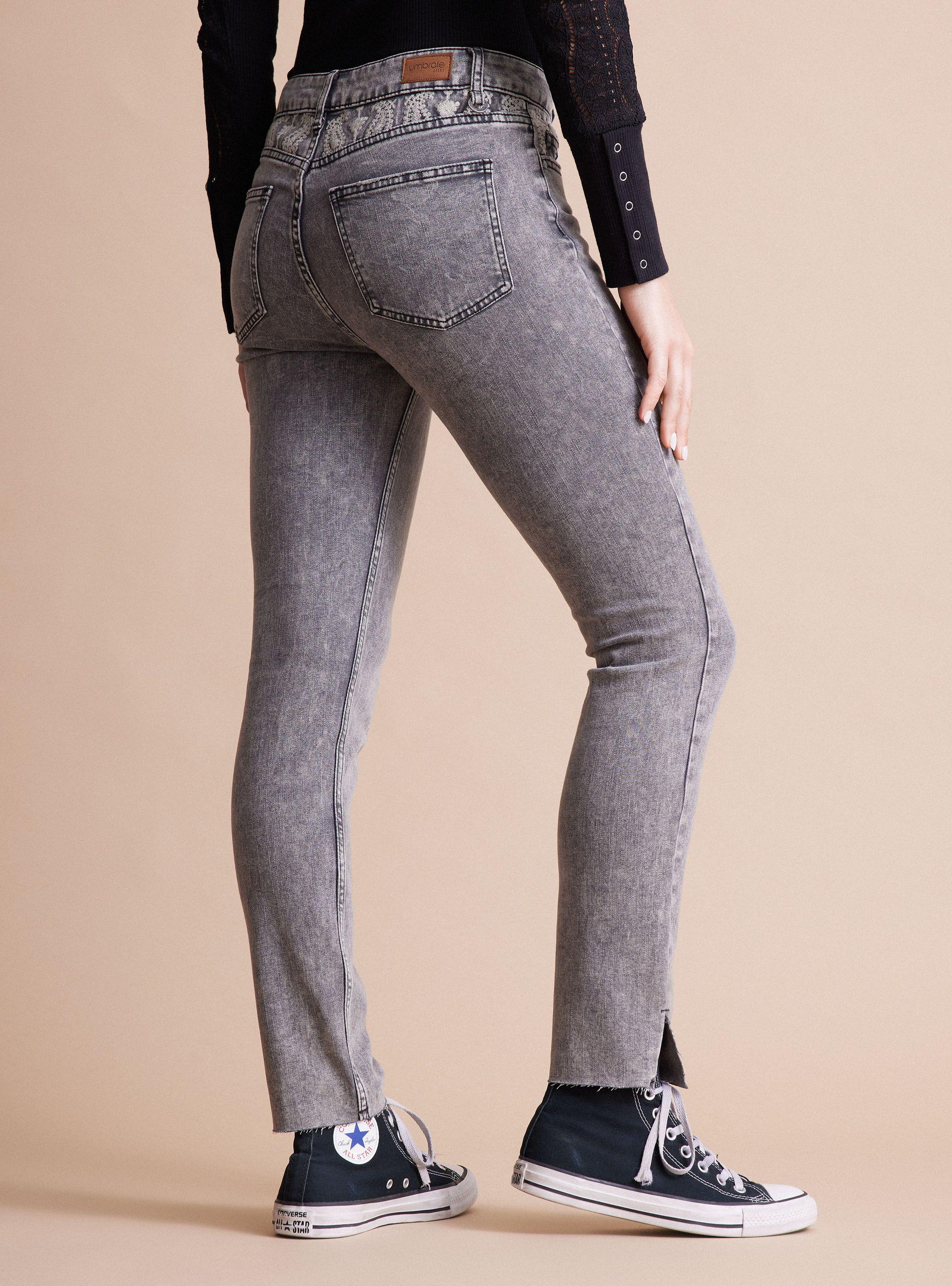 Jeans con Detalles Bordados Semi Elastizado-1