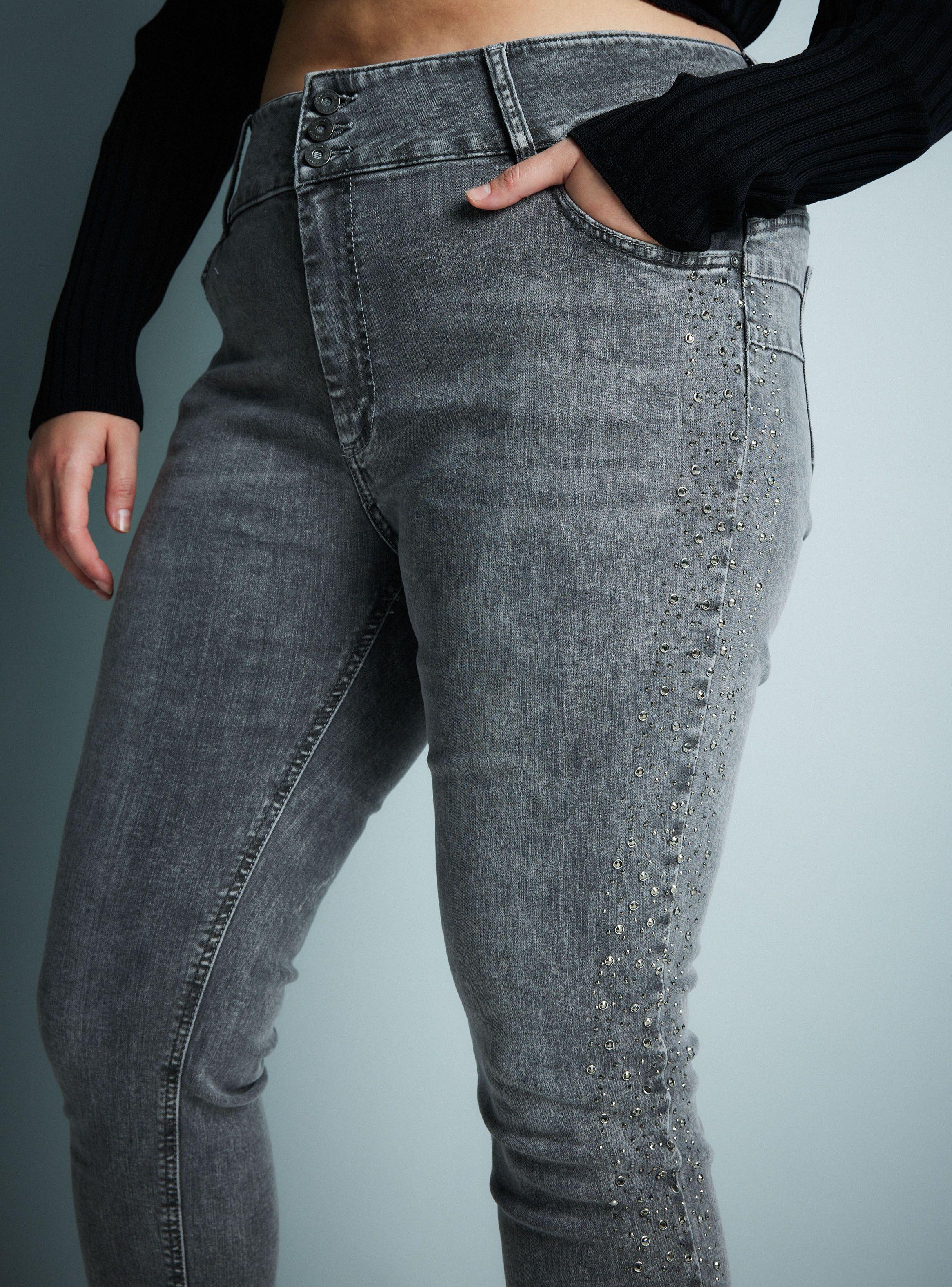 Jeans Gris 3 Botones Aplicaciones Strass en Costado-8