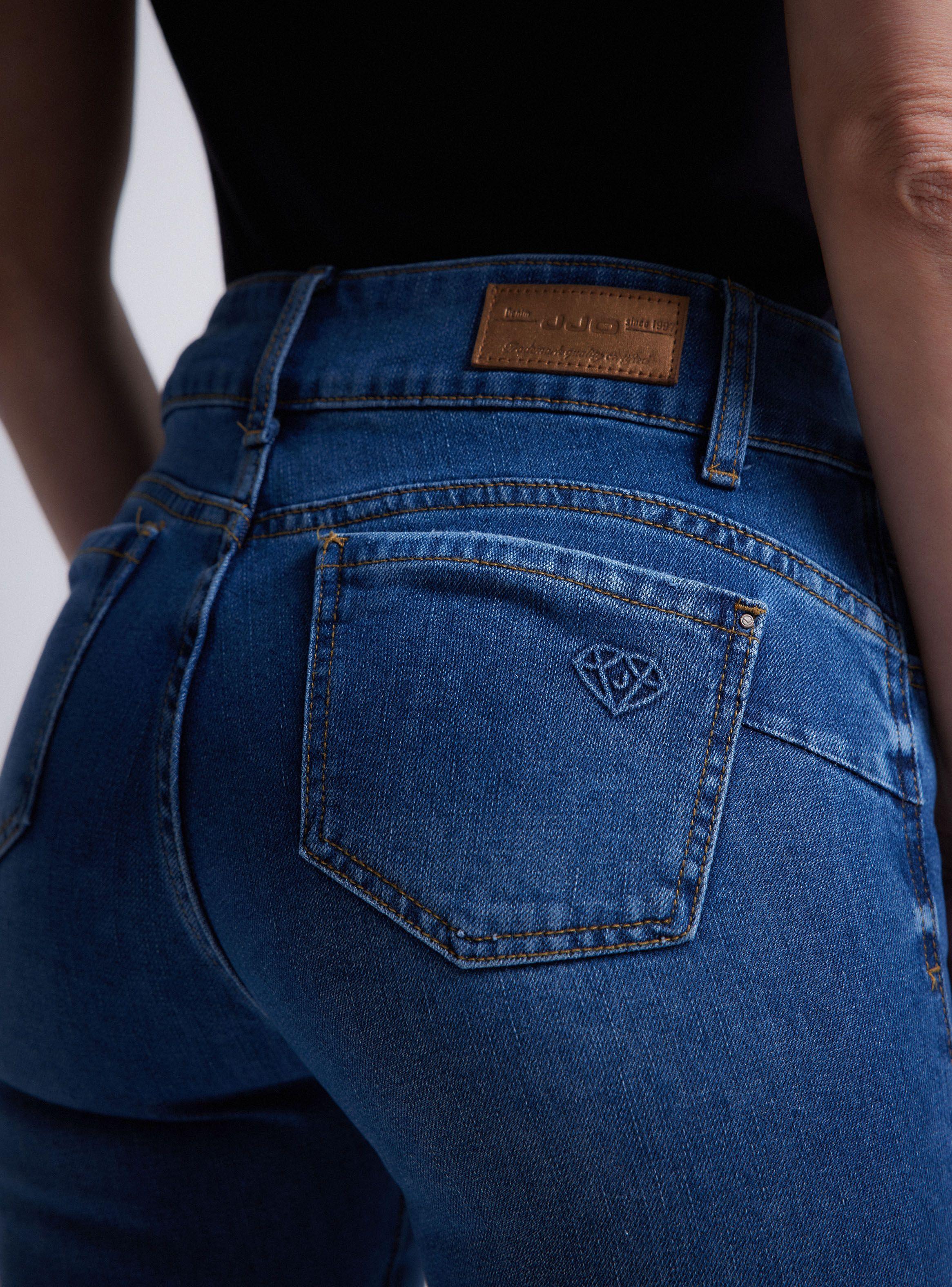 Jeans Medio Tachas en Borde del Bolsillo-3