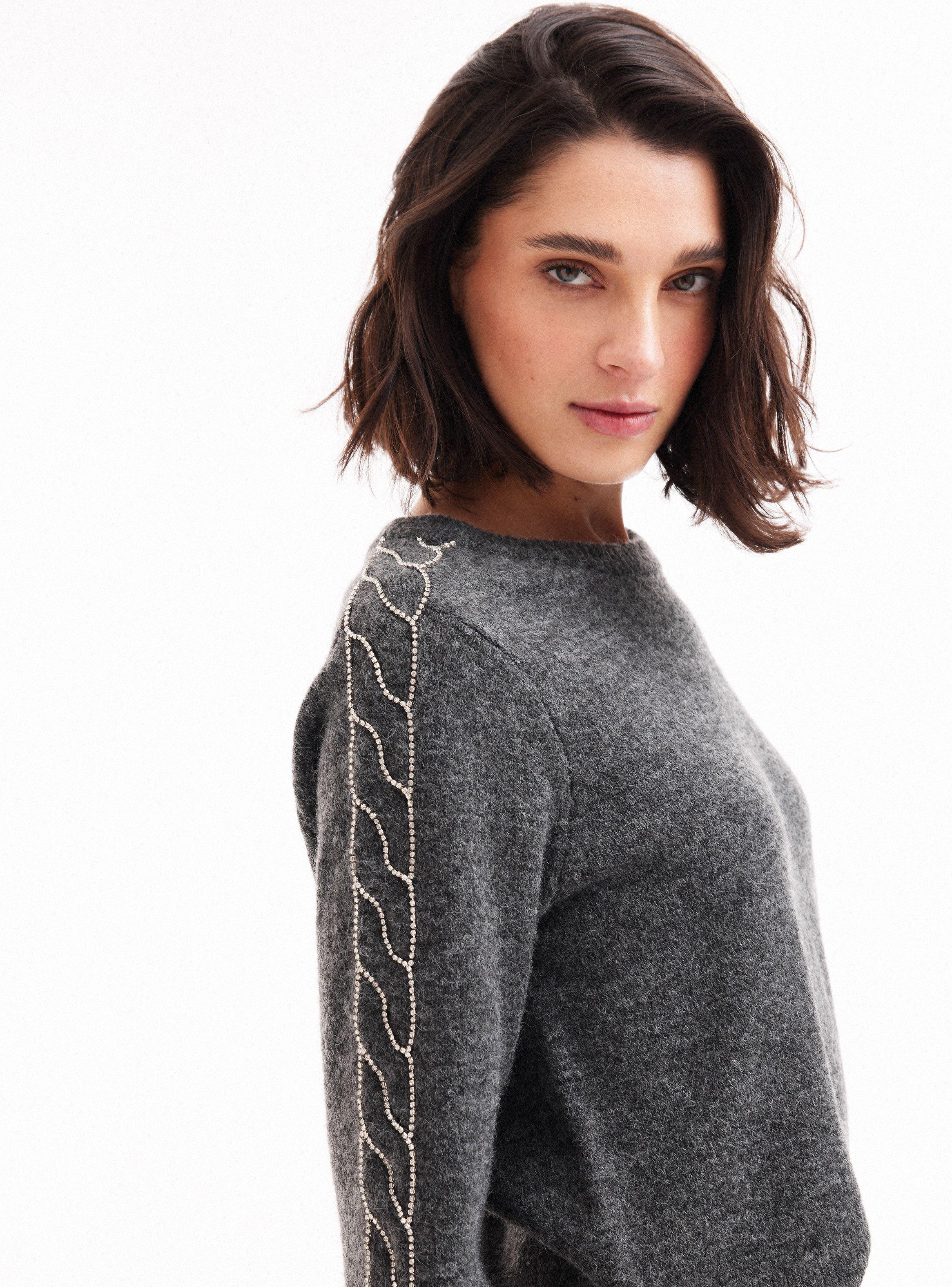 Sweater con Aplicación en Mangas-2