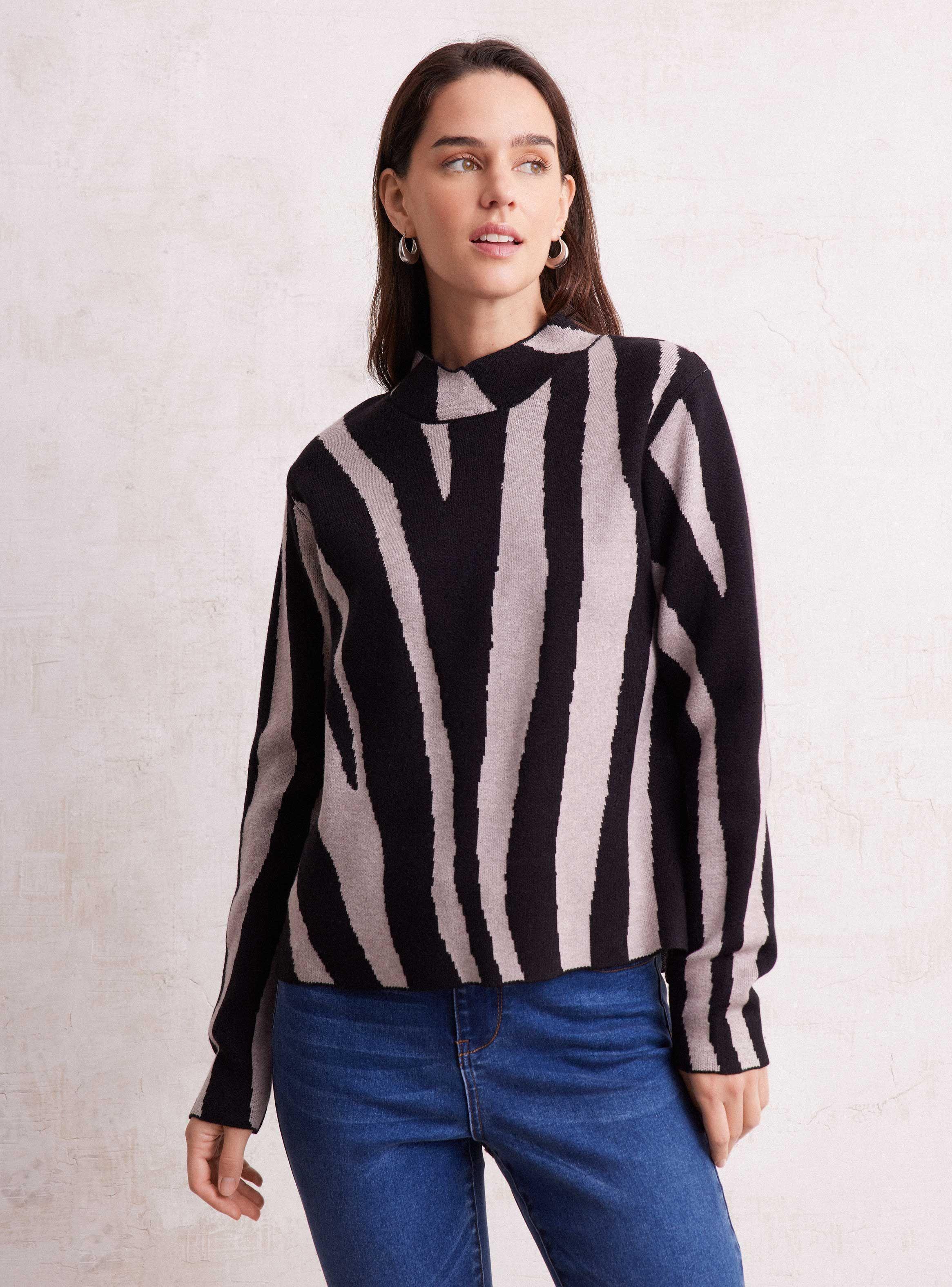 Sweater Cuello Alto Jacquard-0