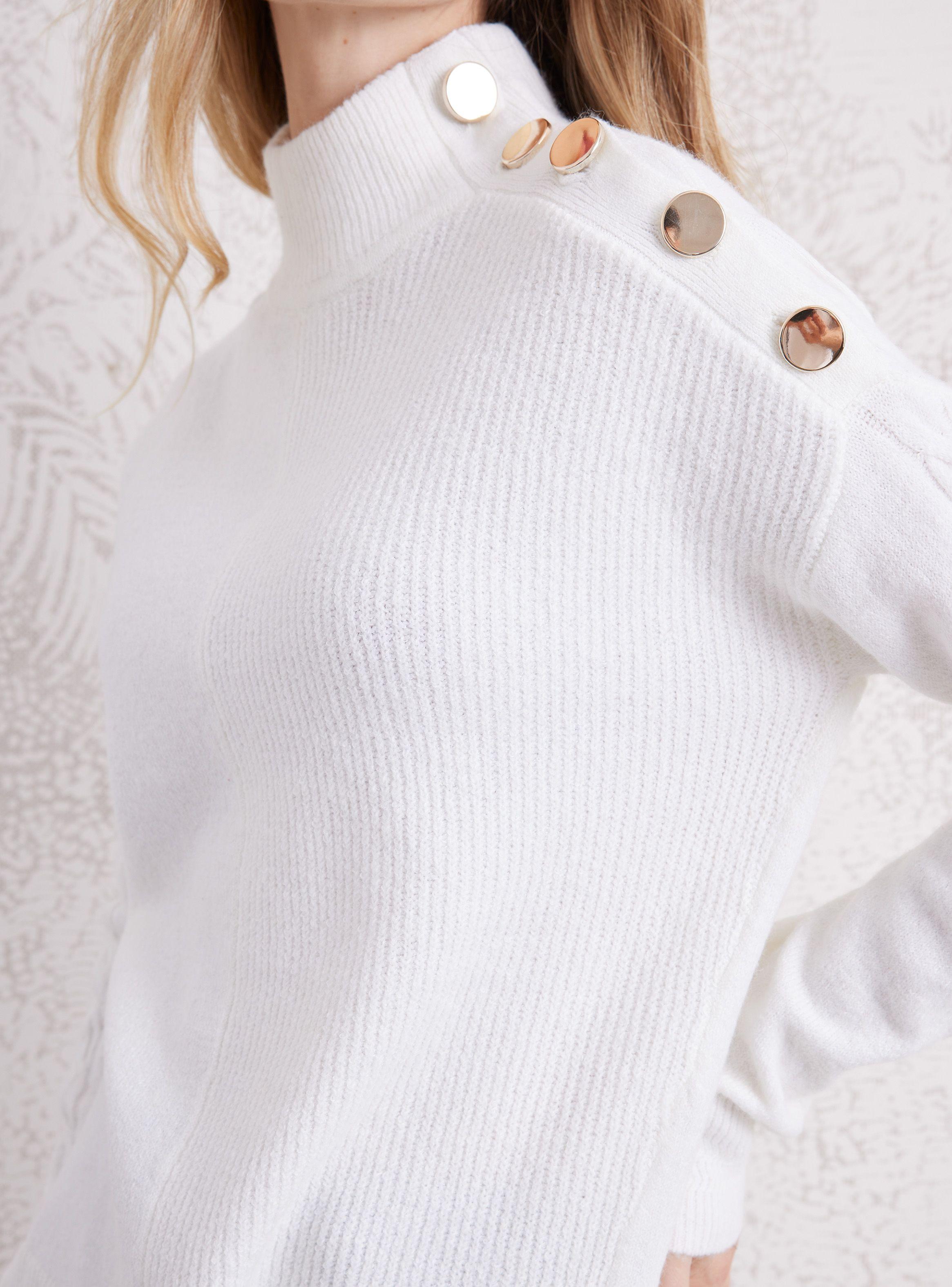 Sweater con Trenza en Mangas y Botones en Cuello-3
