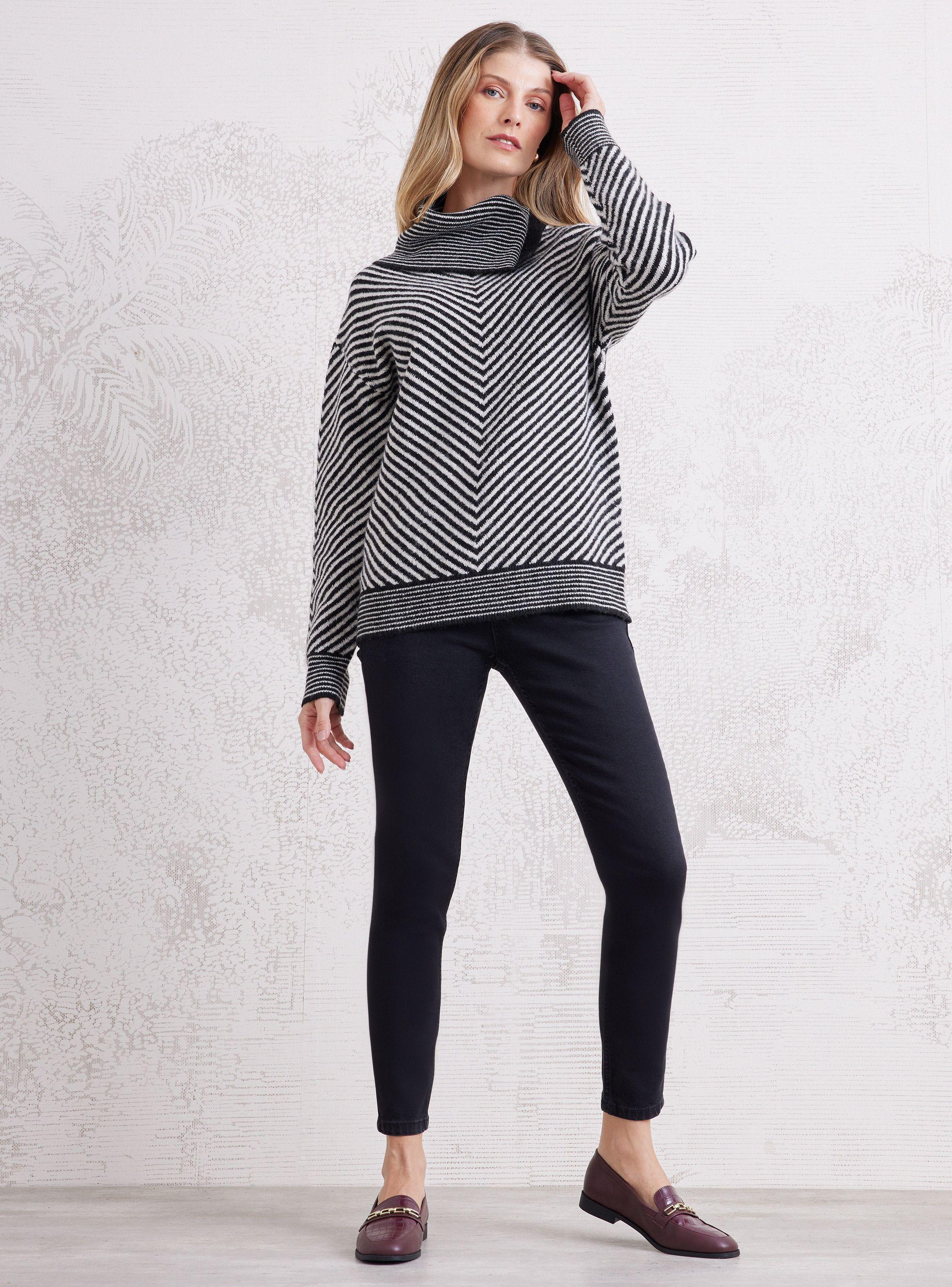 Sweater Listado con Cuello Alto-4