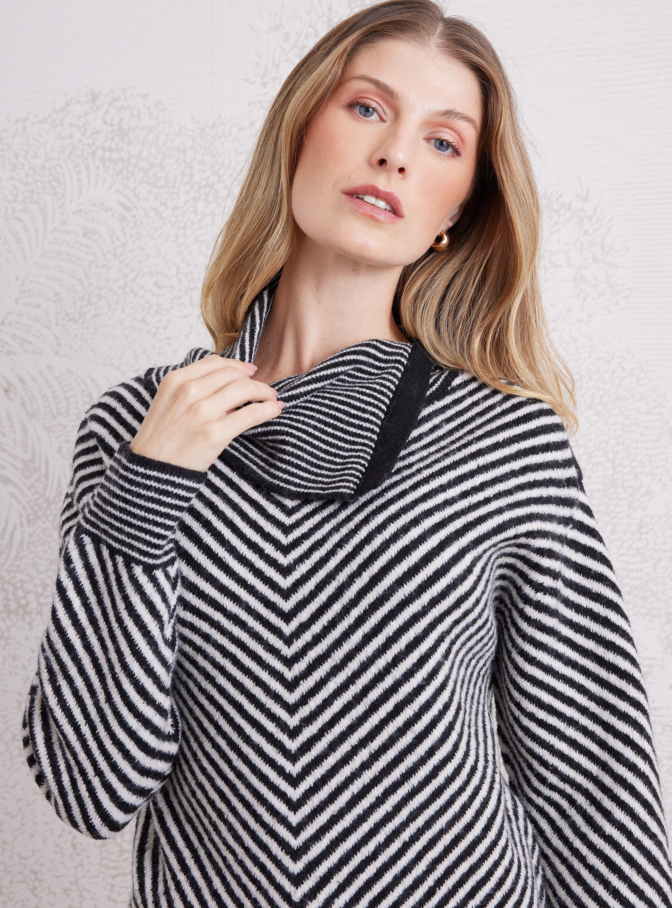Sweater Listado con Cuello Alto-2