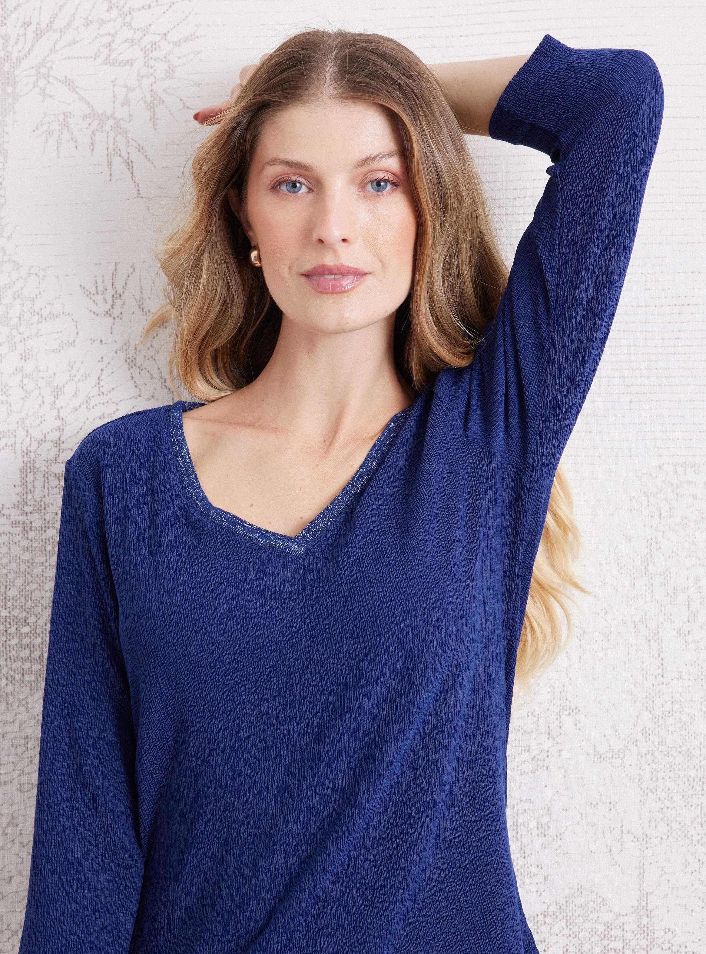 Blusa Texturizada con Cinta en Escote-2