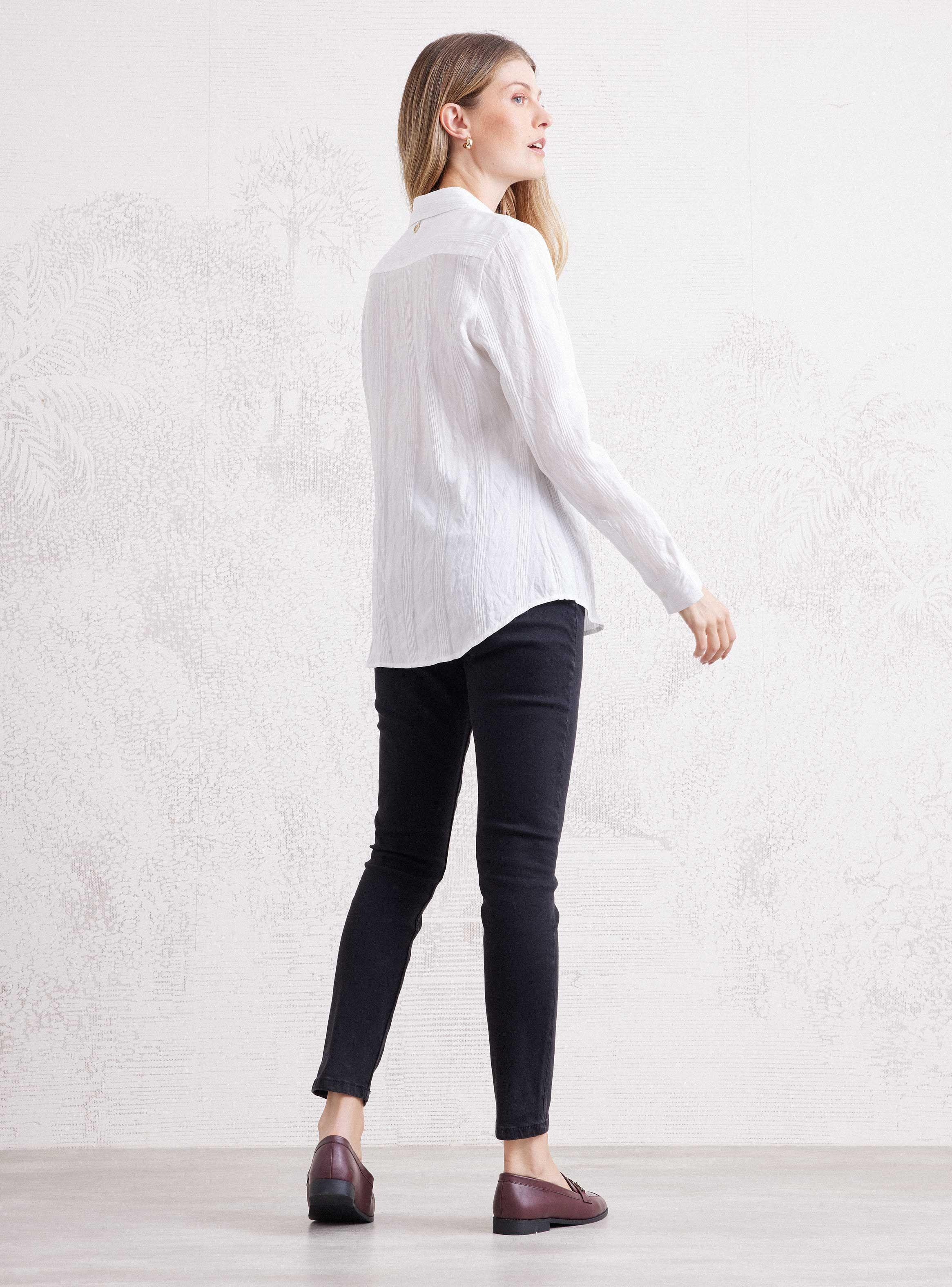 Blusa Camisera con Tela Listada en Relieve-5