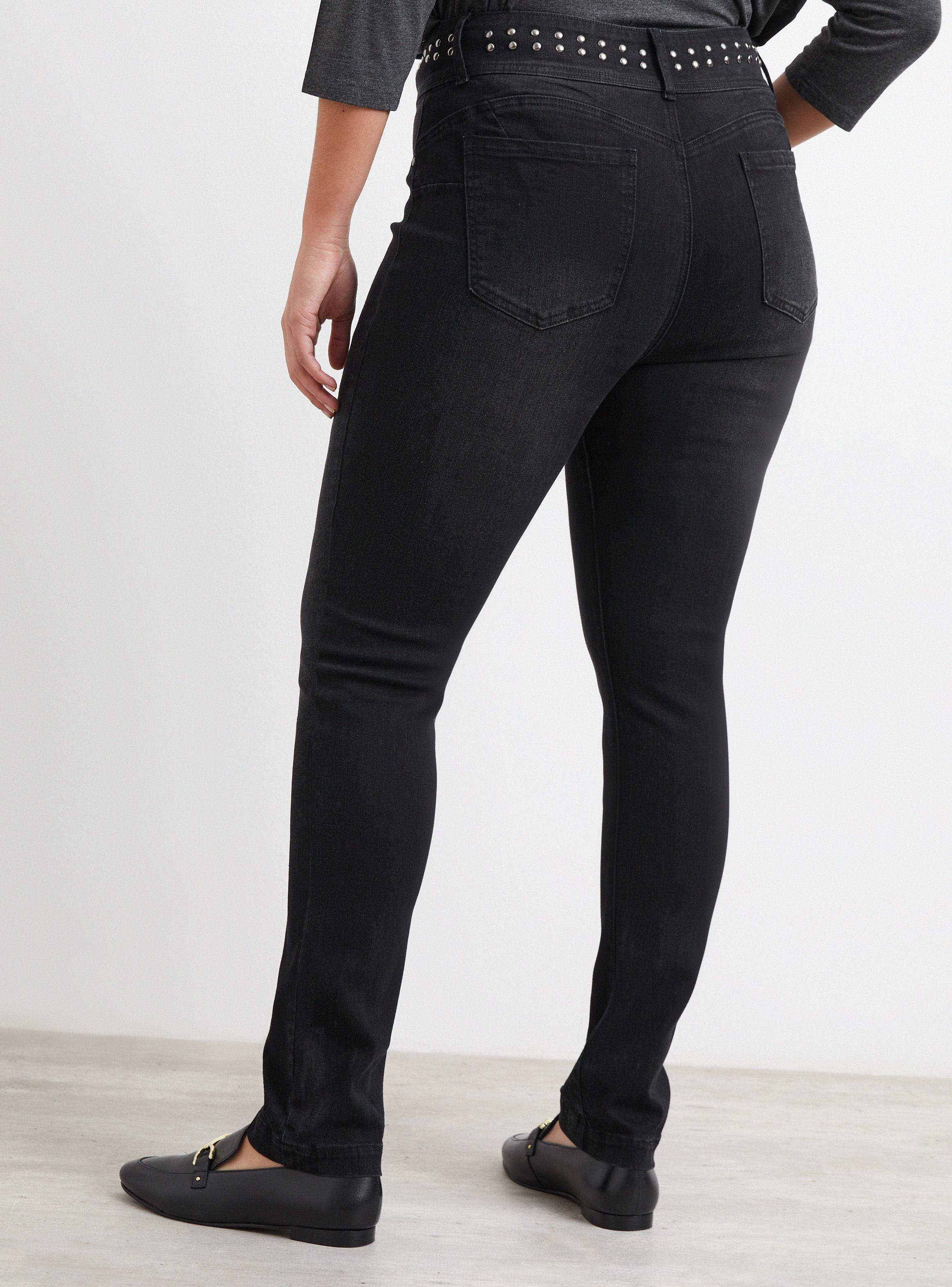 Jeans con Aplicación de Tachas en Pretina-1