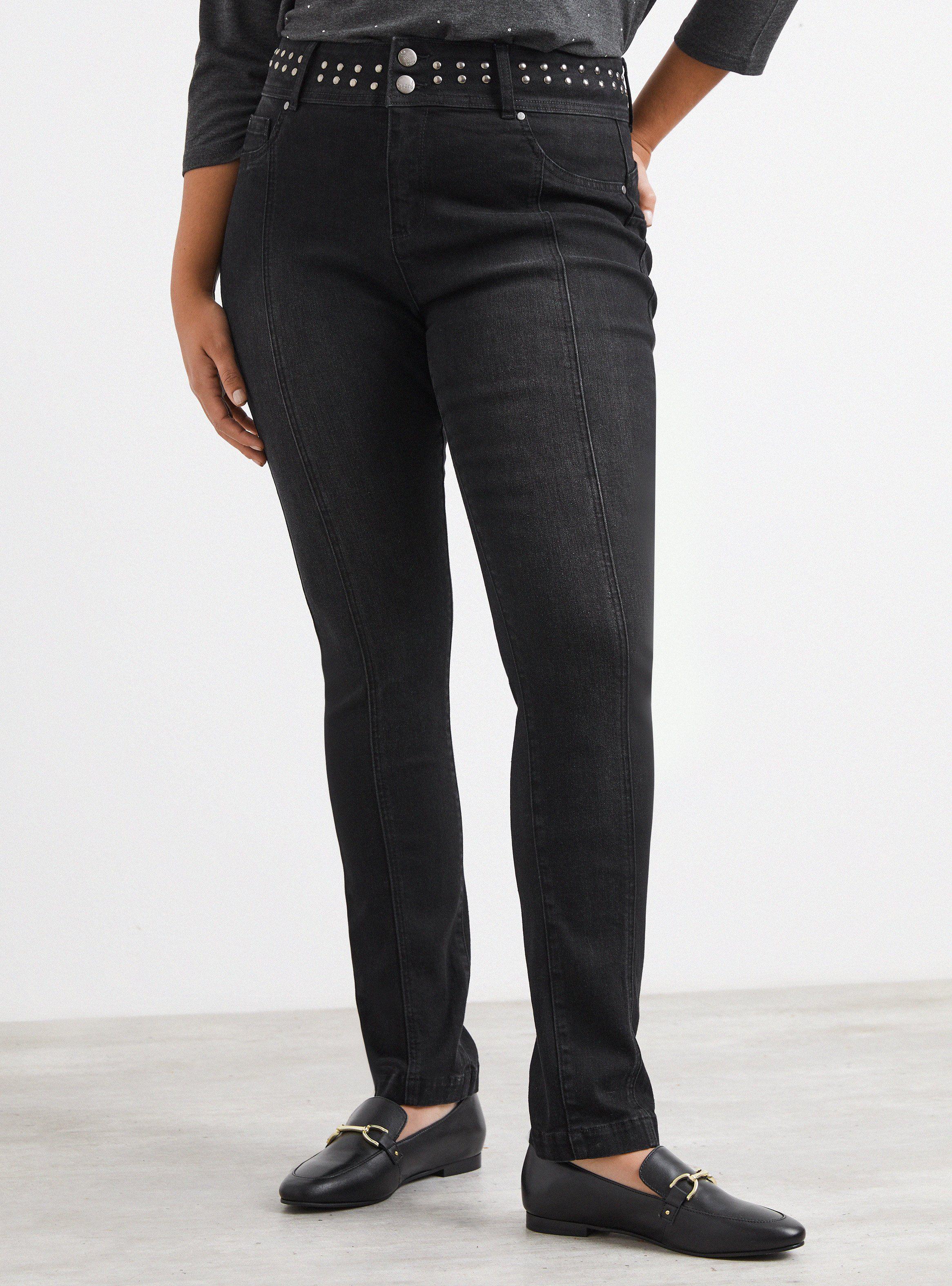 Jeans con Aplicación de Tachas en Pretina-0