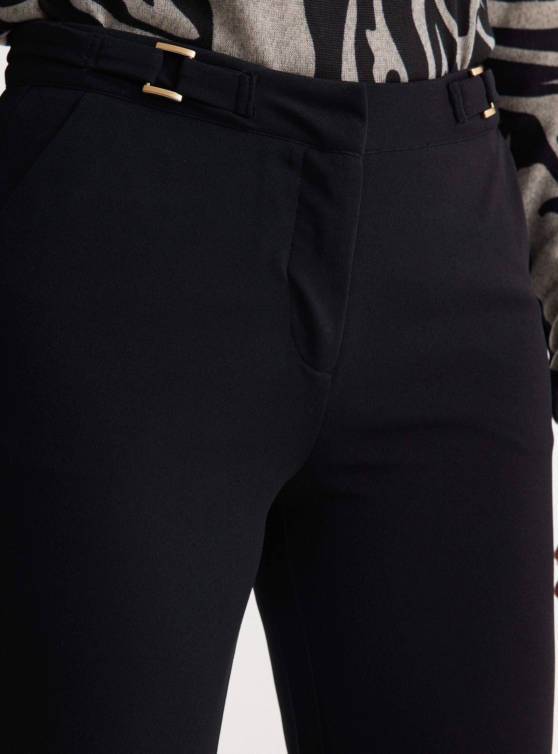 Pantalón de Vestir con Hebilla Decorativa-2