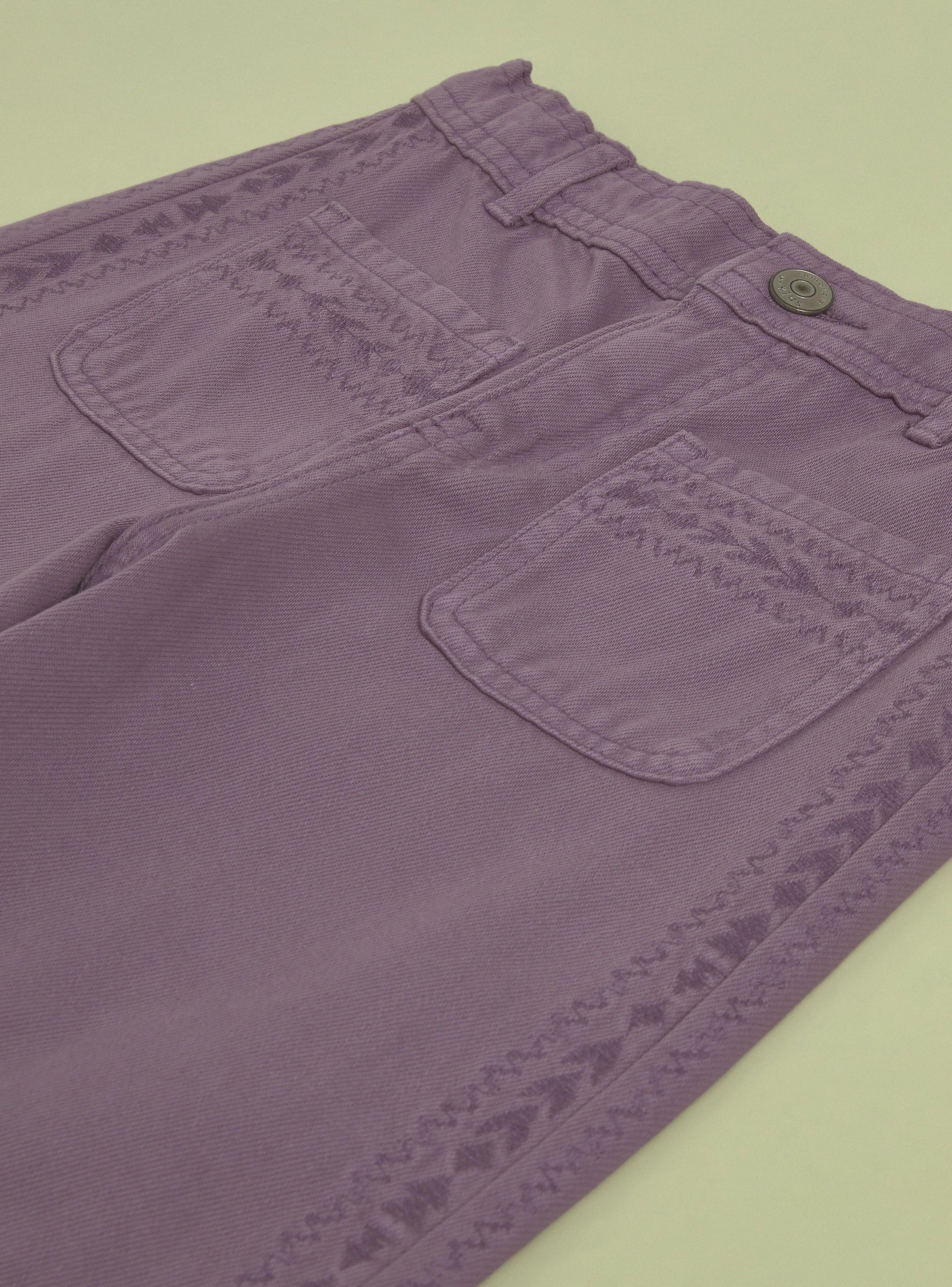 Pantalón Bordado Costados-3
