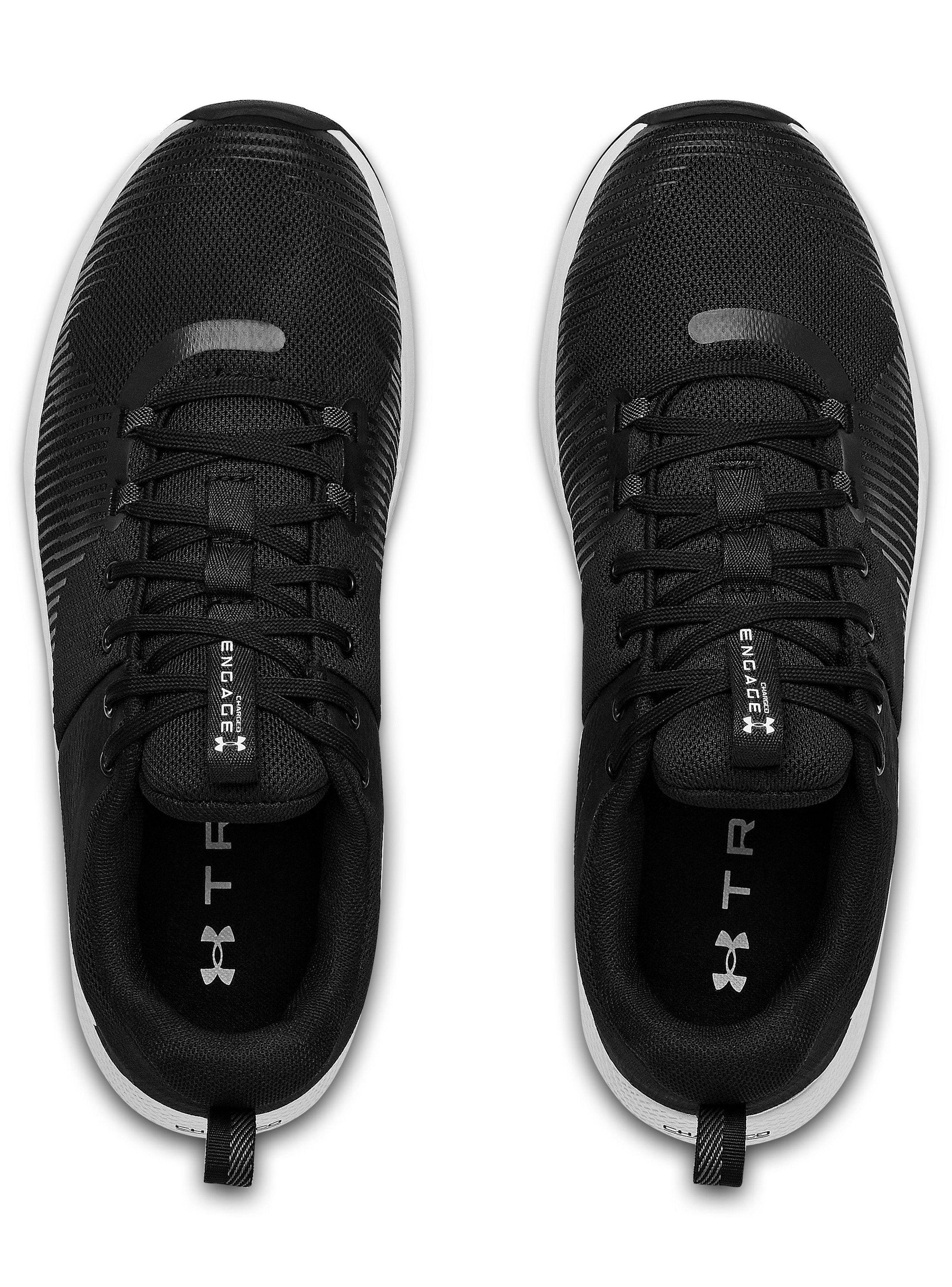 Zapatilla Training Under Armour Charged Engage Negra Hombre-3