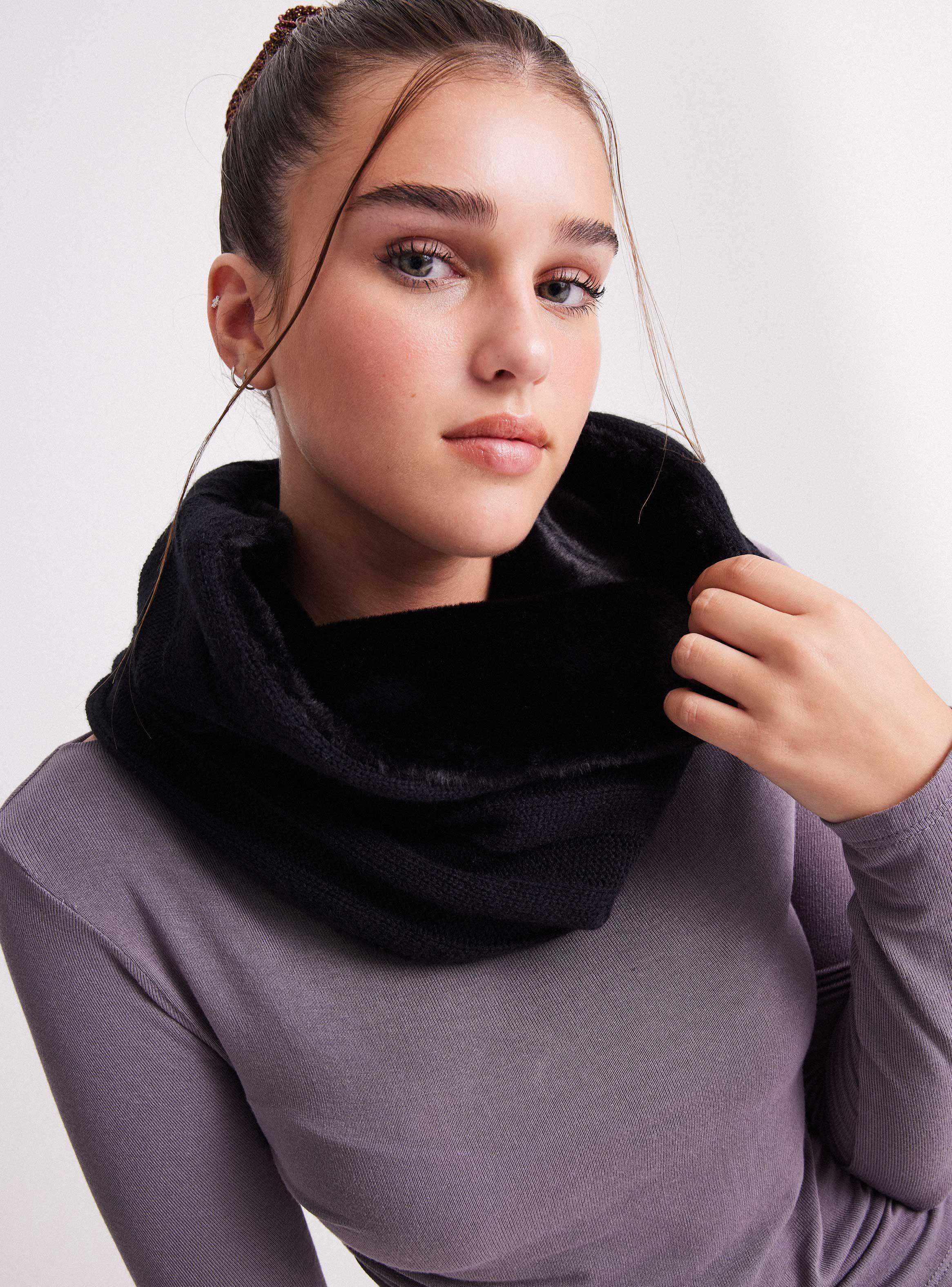 Cuello Tubular Interior Peludo-0