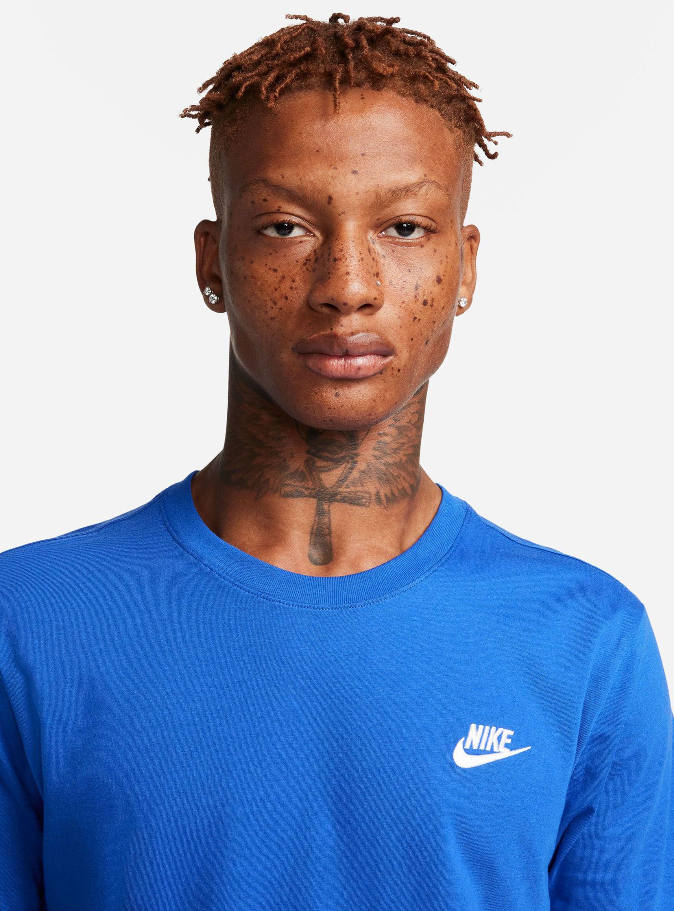 Polera Logo Futura Bordado Club Tee-3